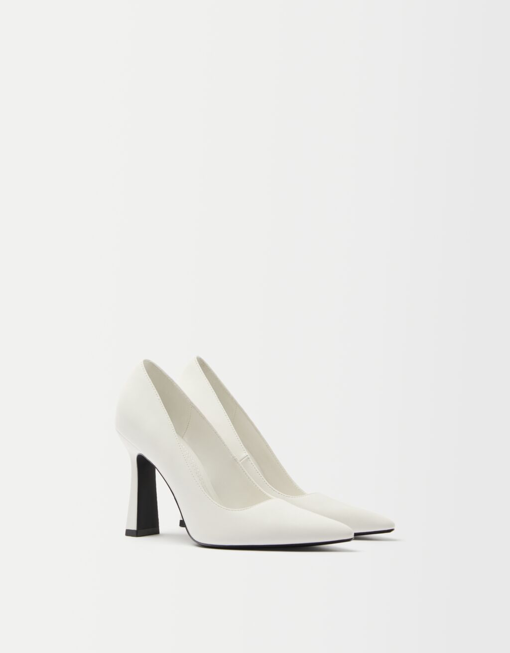 Zapato tacón punta fina. - Zapatos - Mujer | Bershka