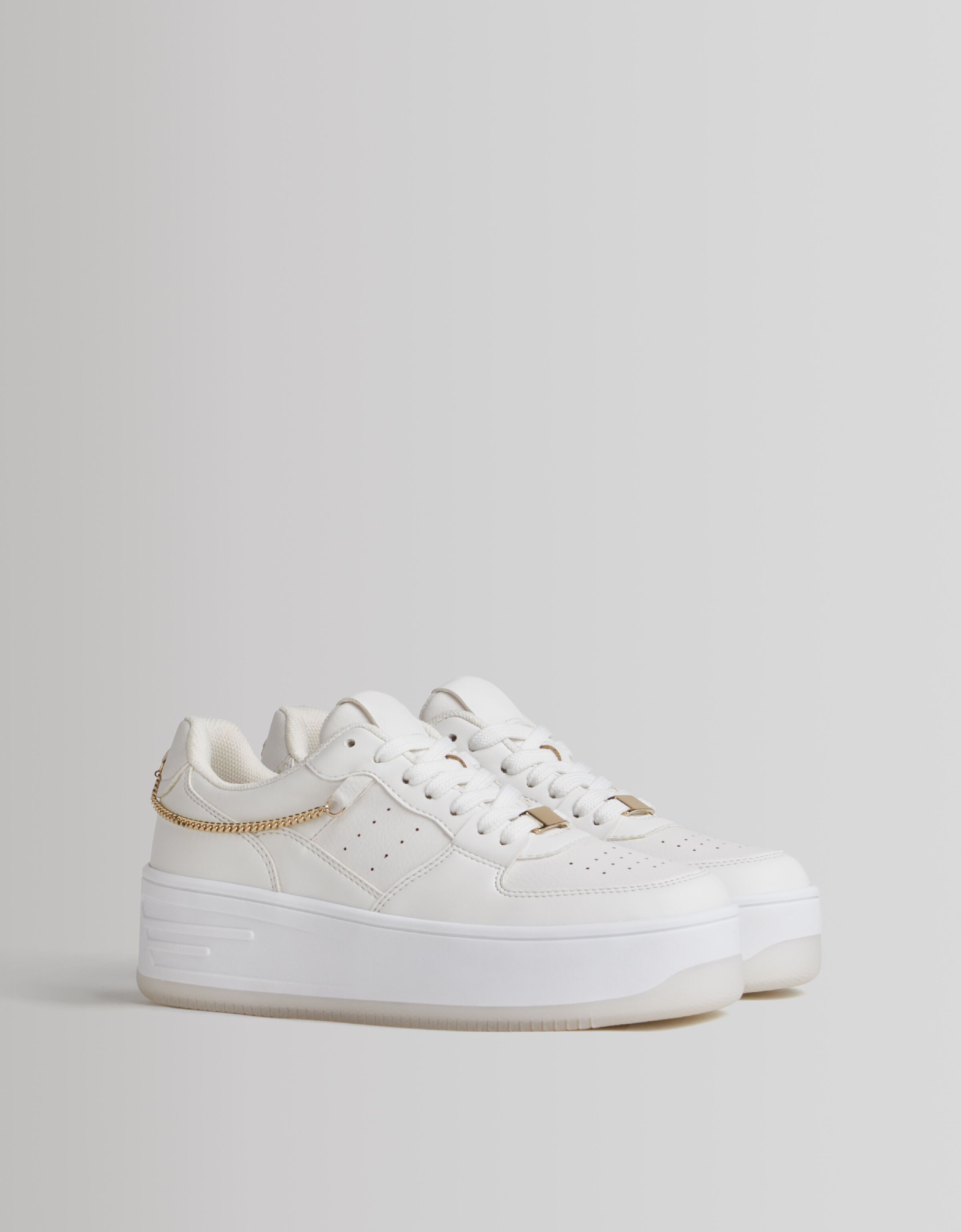 bershka shoes 2022
