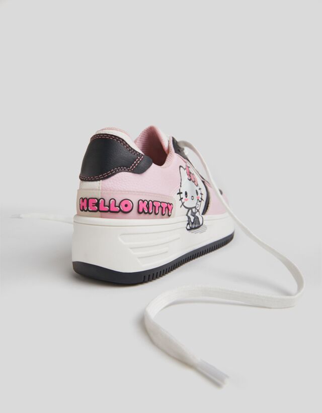 bershka zapatillas hello kitty