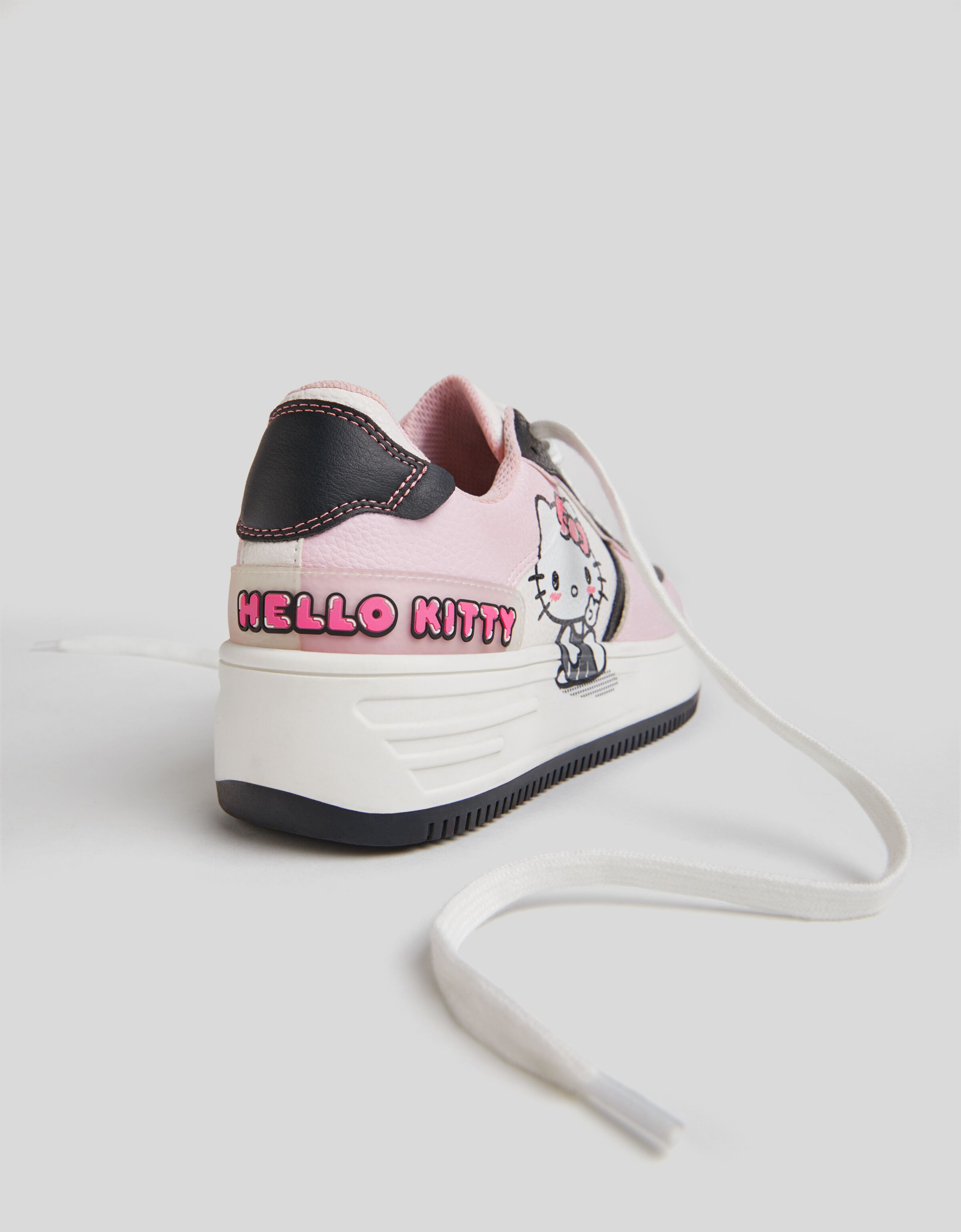 Zapatillas Hello Kitty - Zapatos - Mujer | Bershka