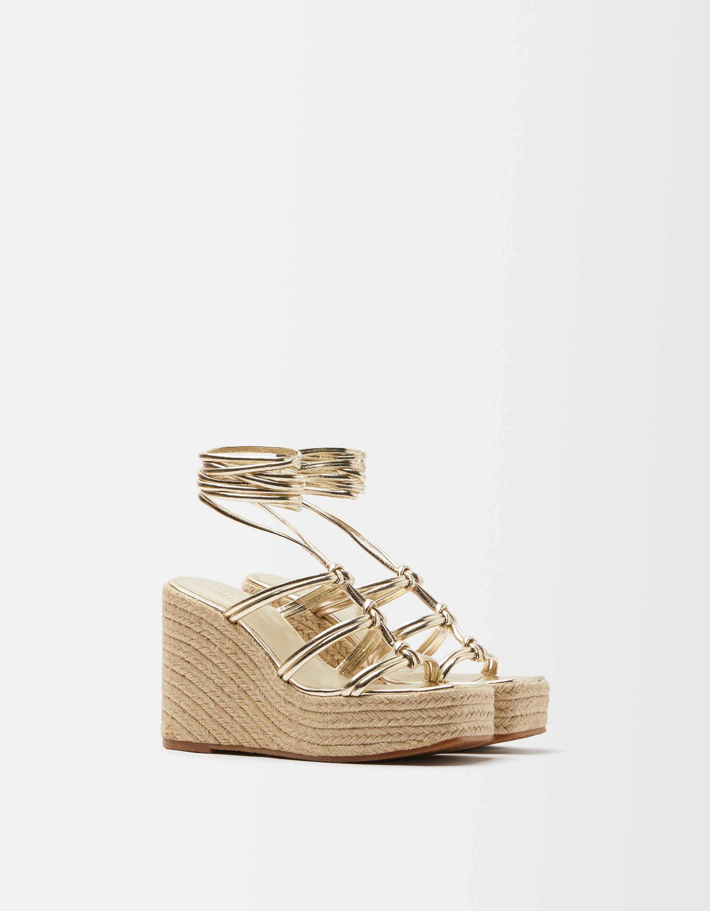 Sandalias plataforma yute metalizada - Zapatos - Mujer | Bershka