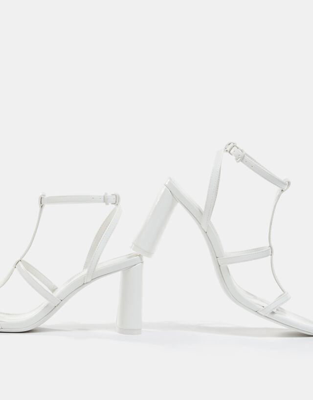 złote sandały bershka