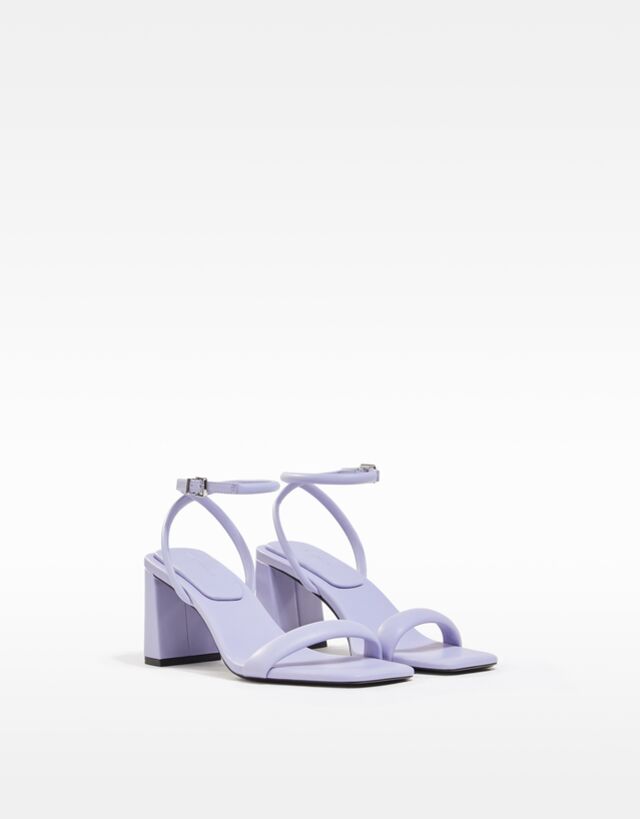Sandalia tacón acolchada - Zapatos - Mujer | Bershka