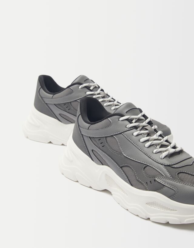 Gecombineerde herensneakers met gaasstof - Schoenen - Heren | Bershka