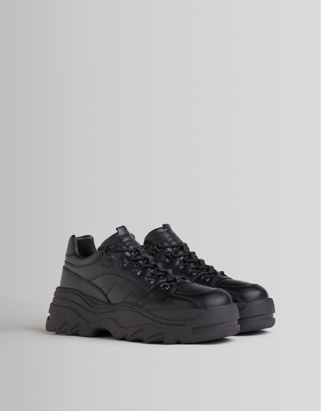 Deportivas suela XL hombre - Zapatos - Hombre | Bershka