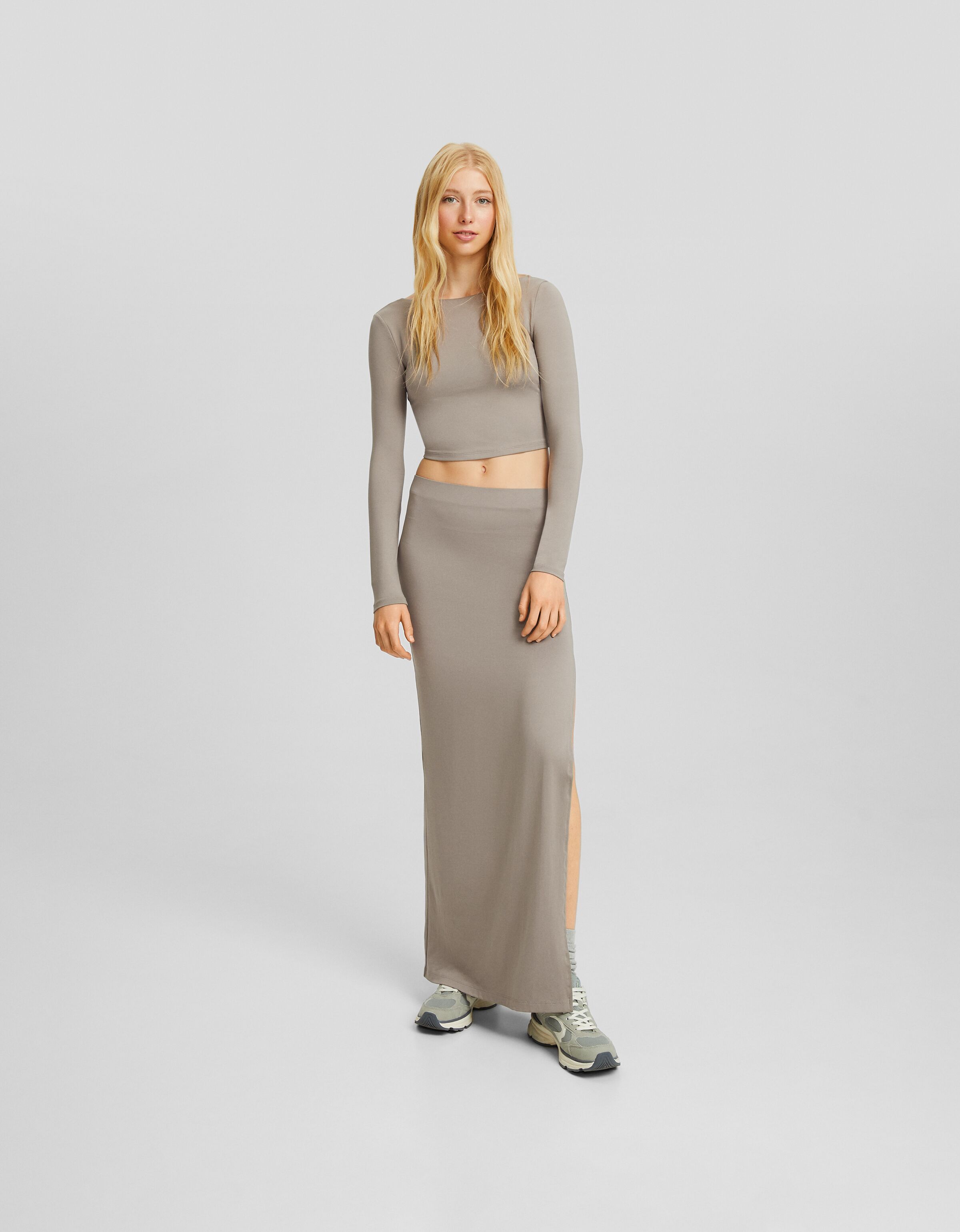 Long sleeve outlet skirt set
