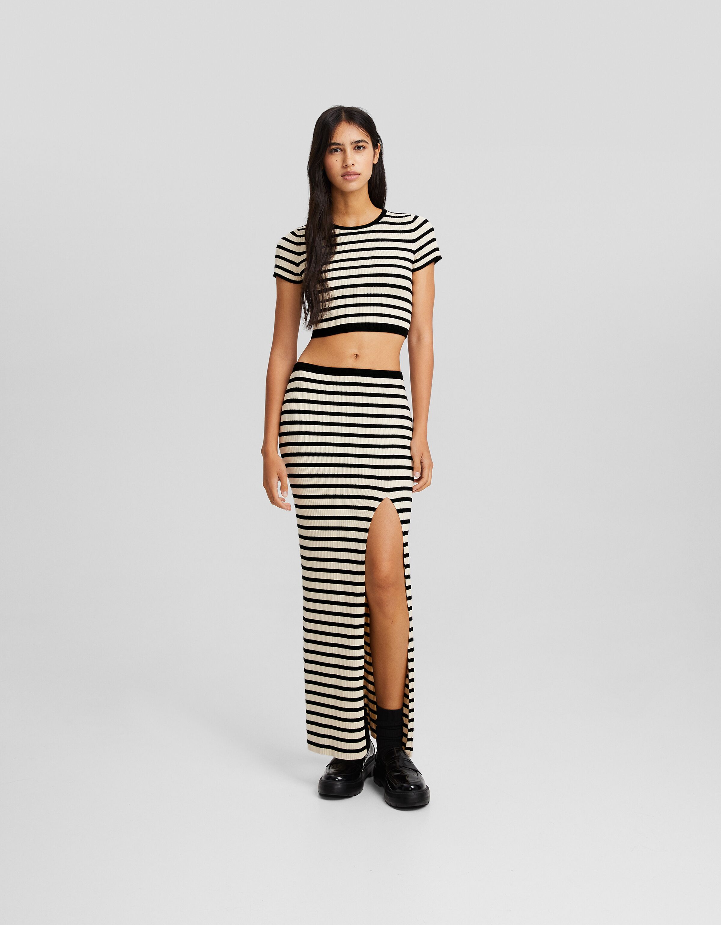 Set falda y jersey punto rib Mujer Bershka