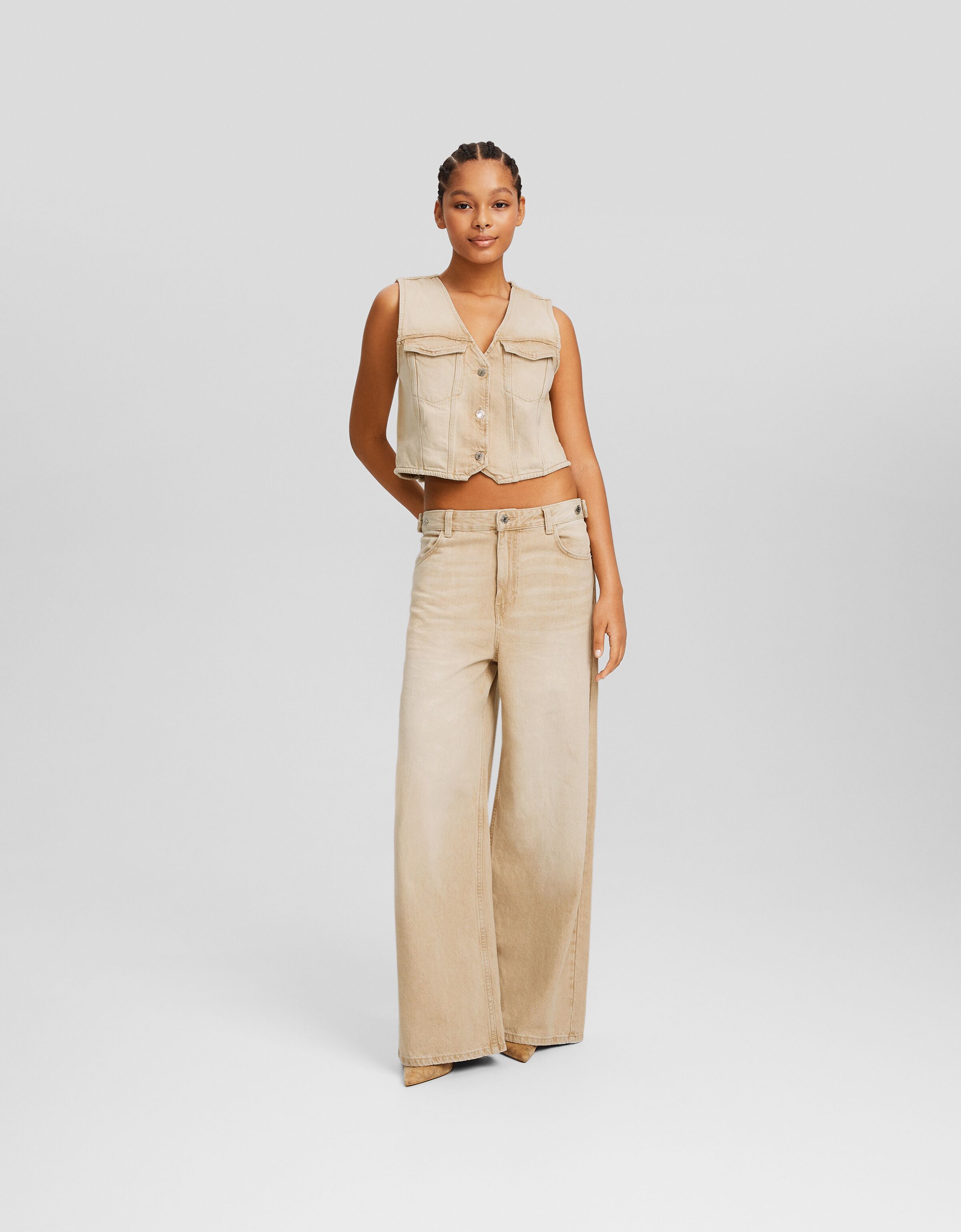 Set chaleco y jeans Mujer Bershka
