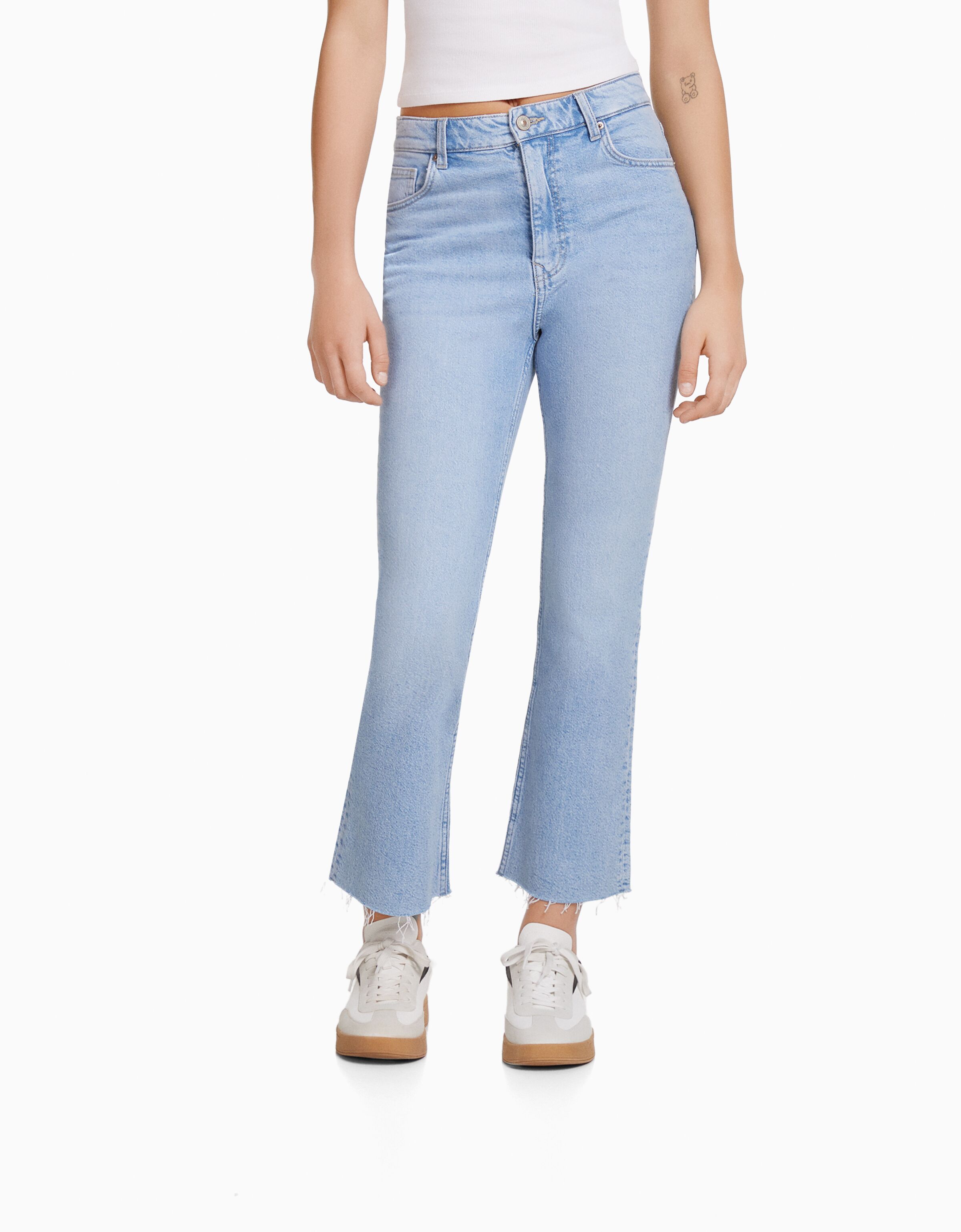 Bershka outlet flare jeans
