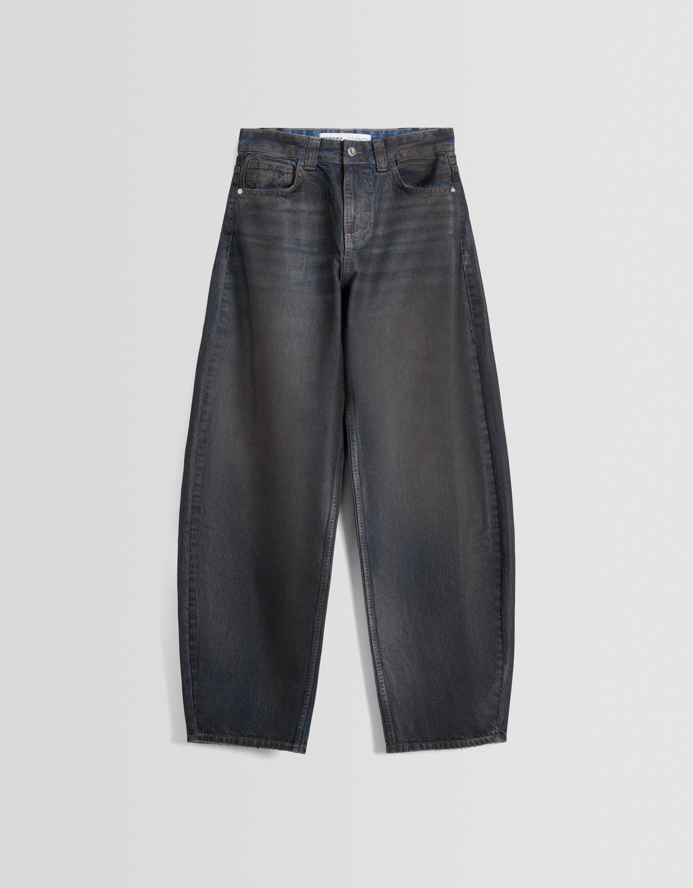 Wide leg balloon jeans with coating