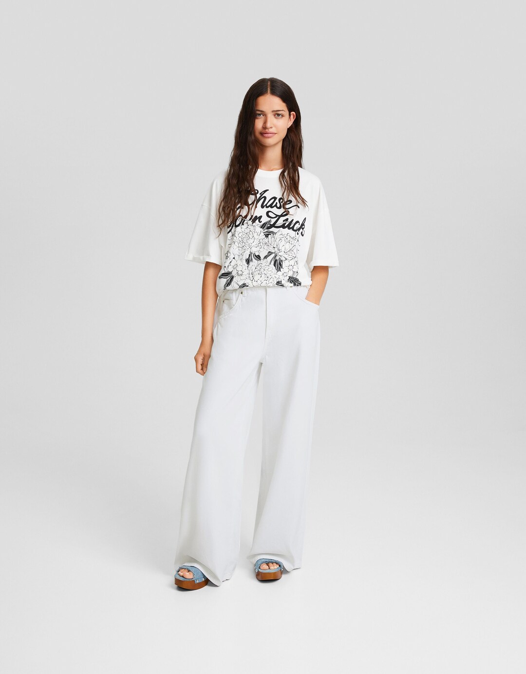 Relaxed-fit wide-leg twill pants