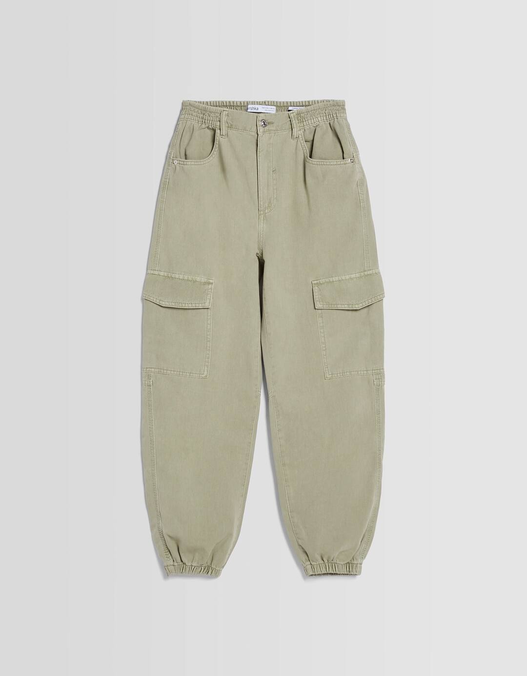 Cotton joggers with a gathered waist and pockets