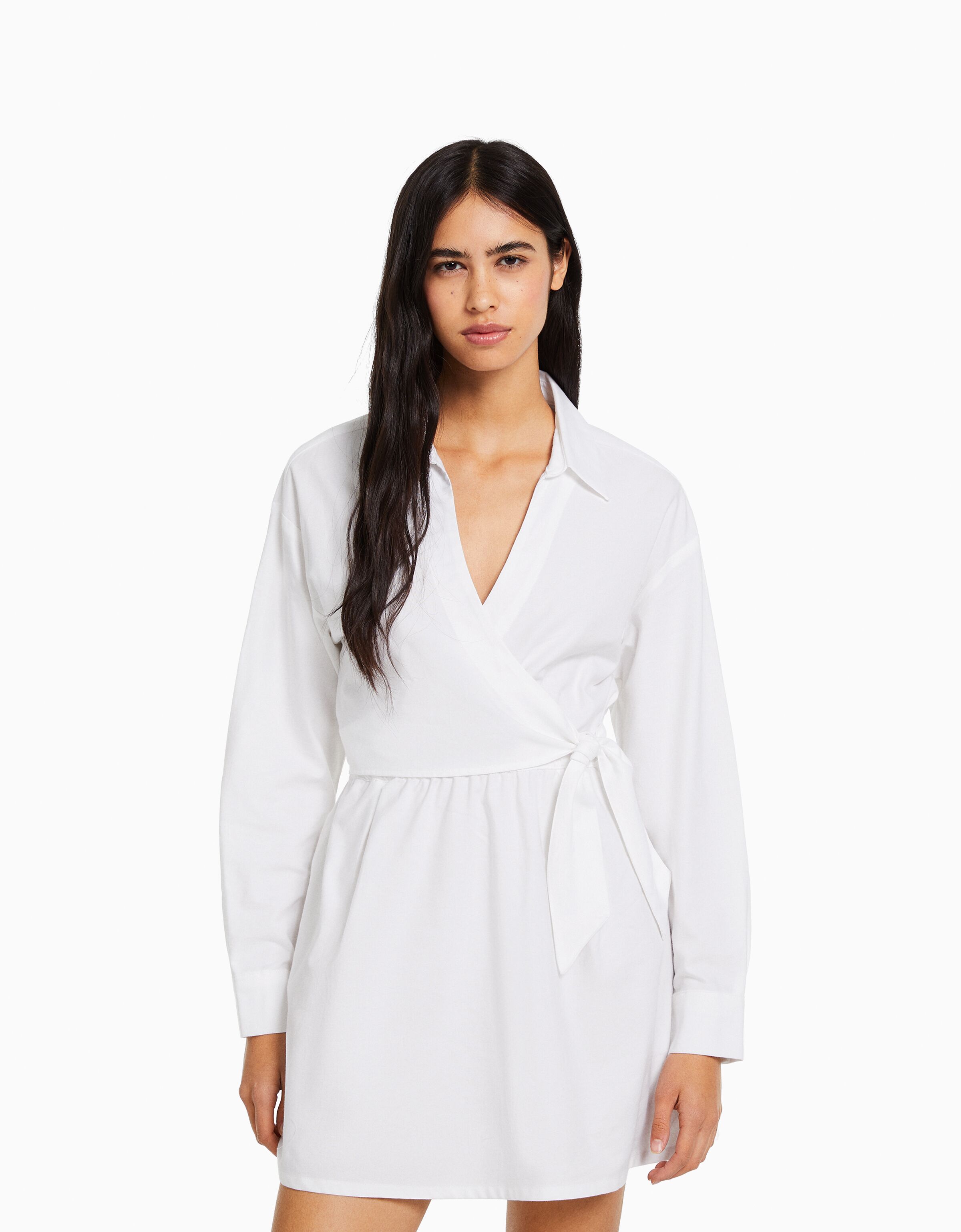 Vestidos blancos bershka hot sale