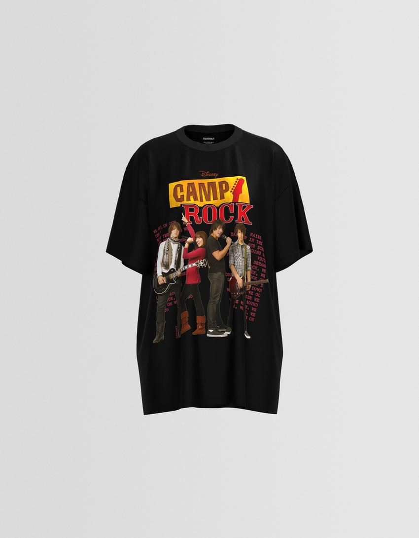 T-shirt Camp Rock manga curta oversize estampado-Preto-5