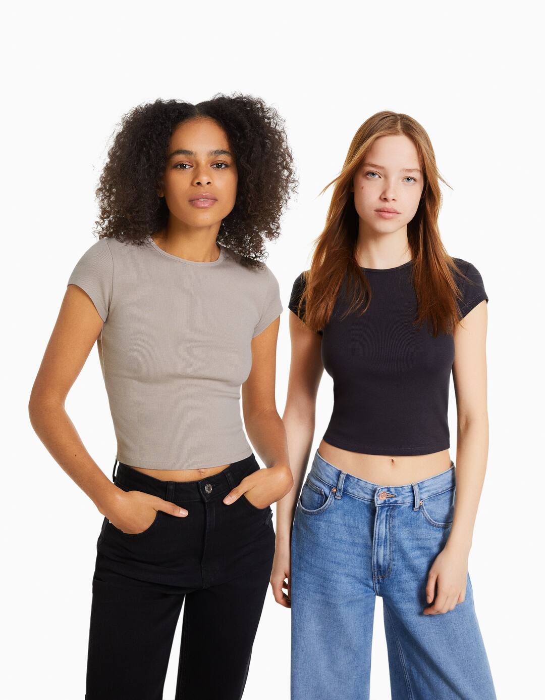 Pack of 2 short sleeve ribbed T-shirts.