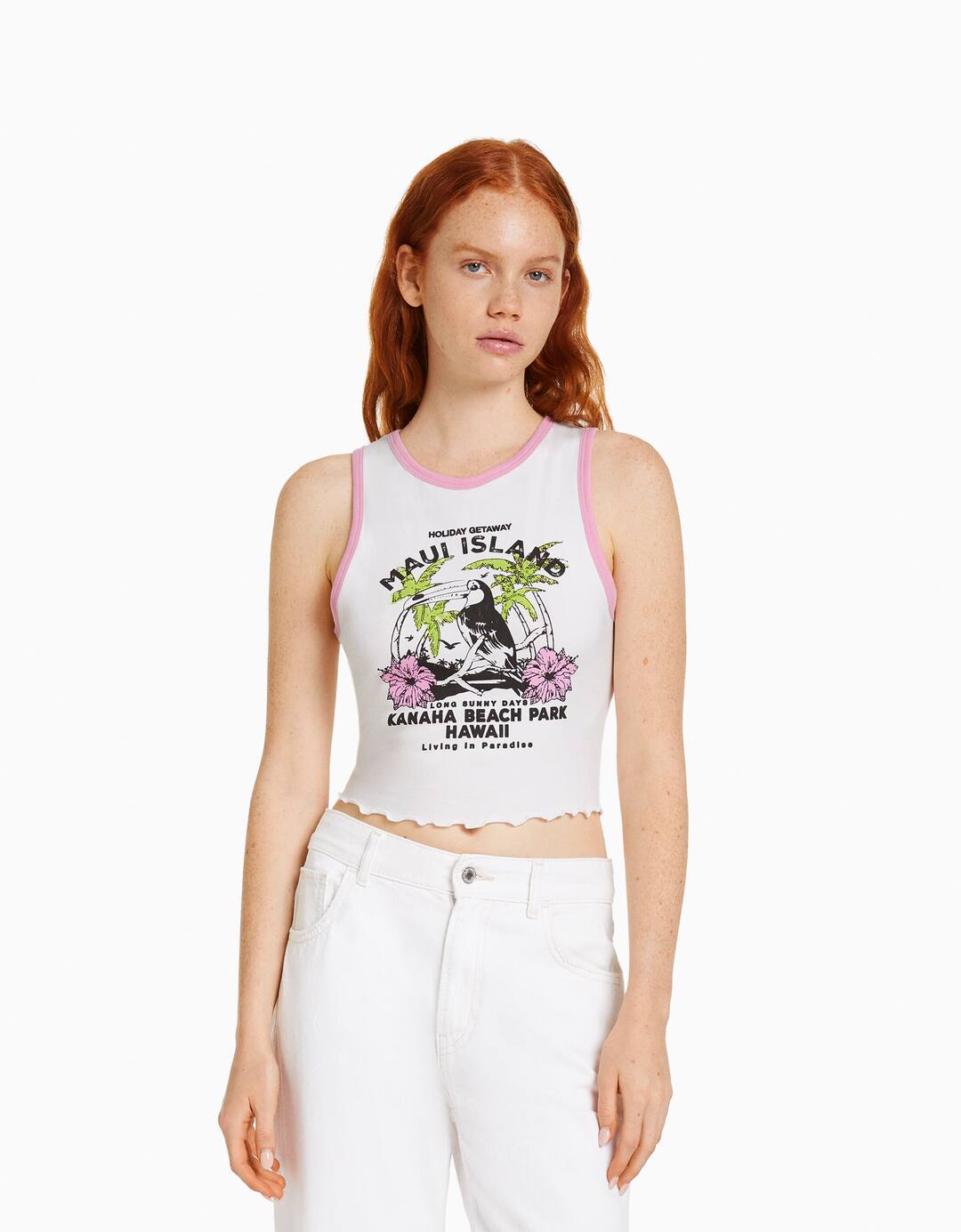 Sleeveless fitted printed cropped T-shirt