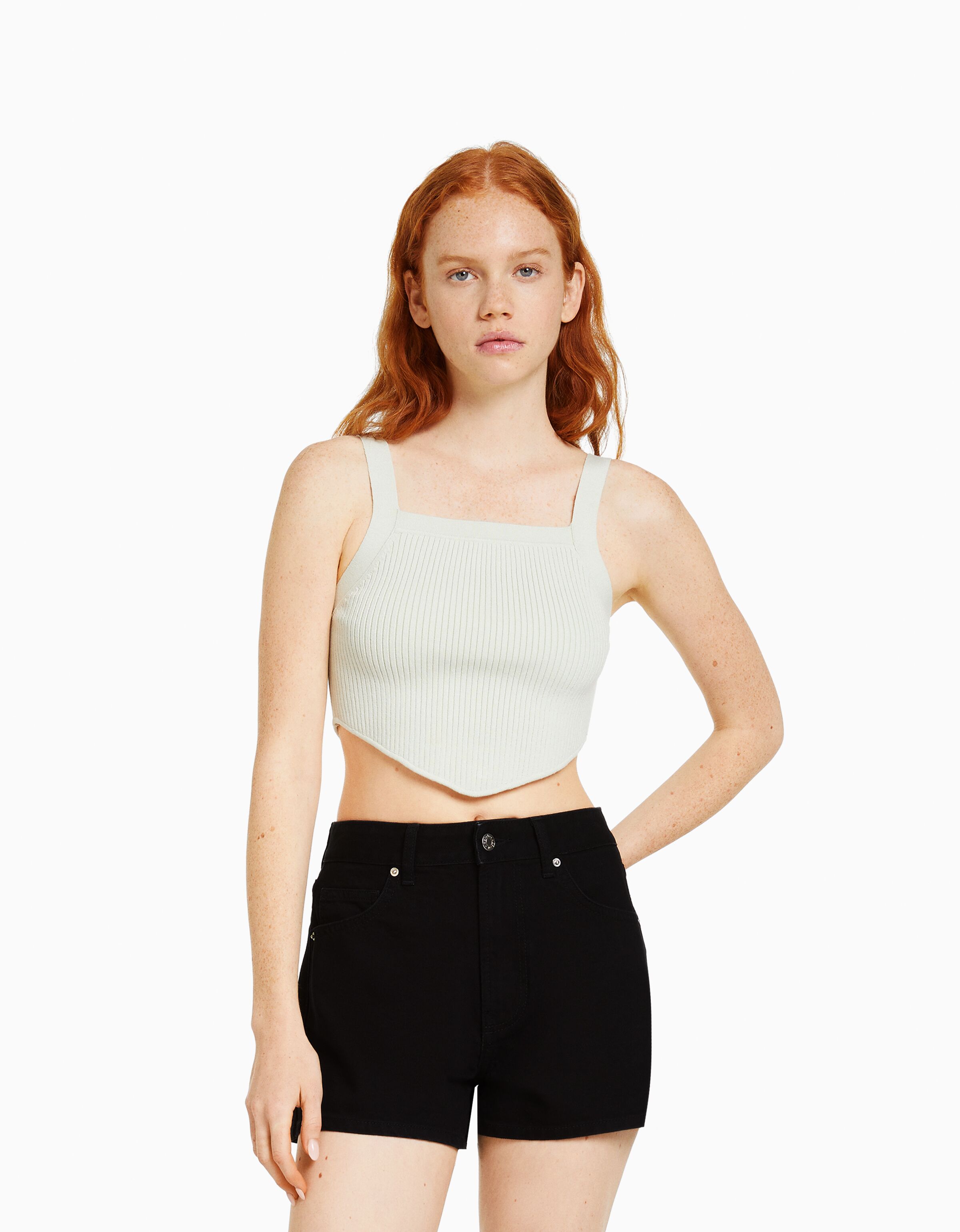 Short mom fit best sale bershka