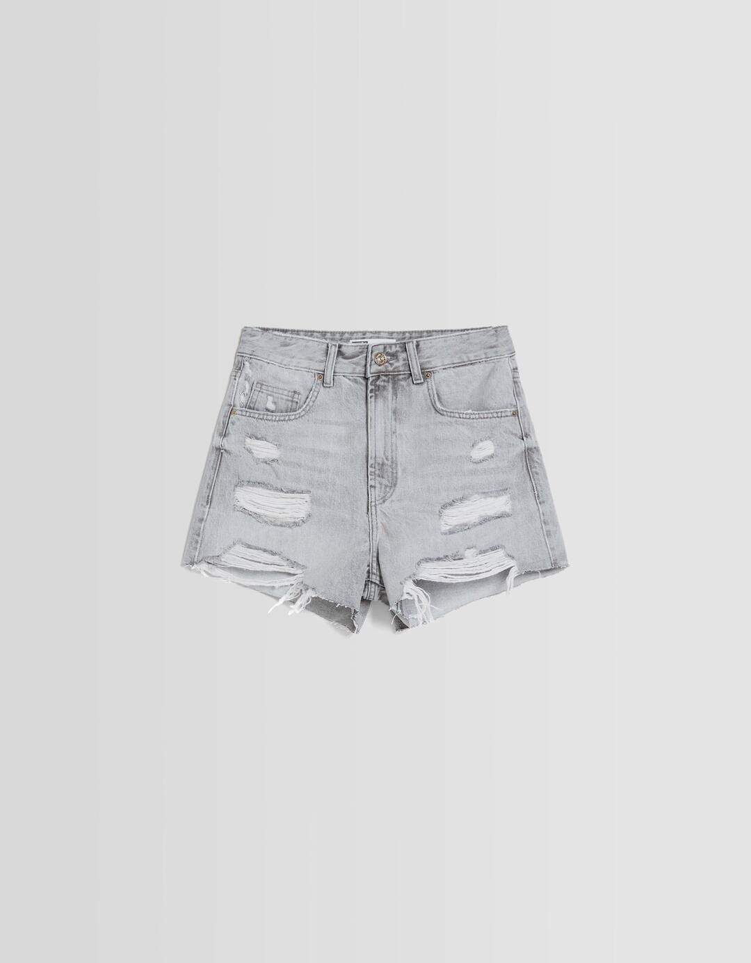 Ripped denim shorts with pockets