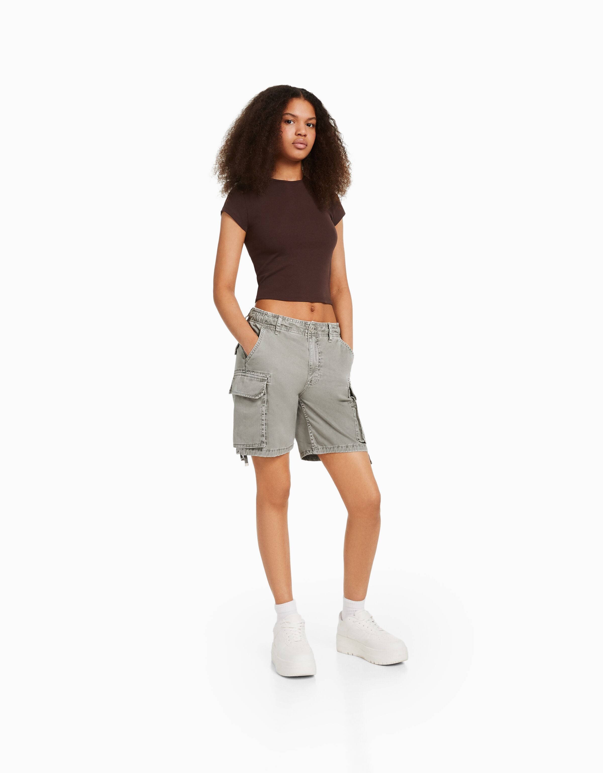 Bershka pantalones 2025 cortos mujer