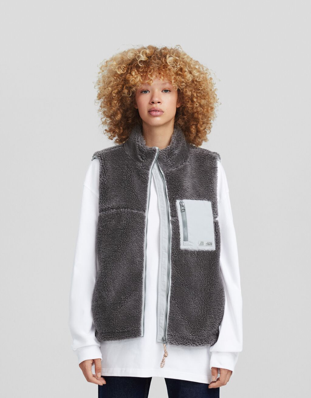 Gilet sans manches mouton synth tique nylon Femme Bershka