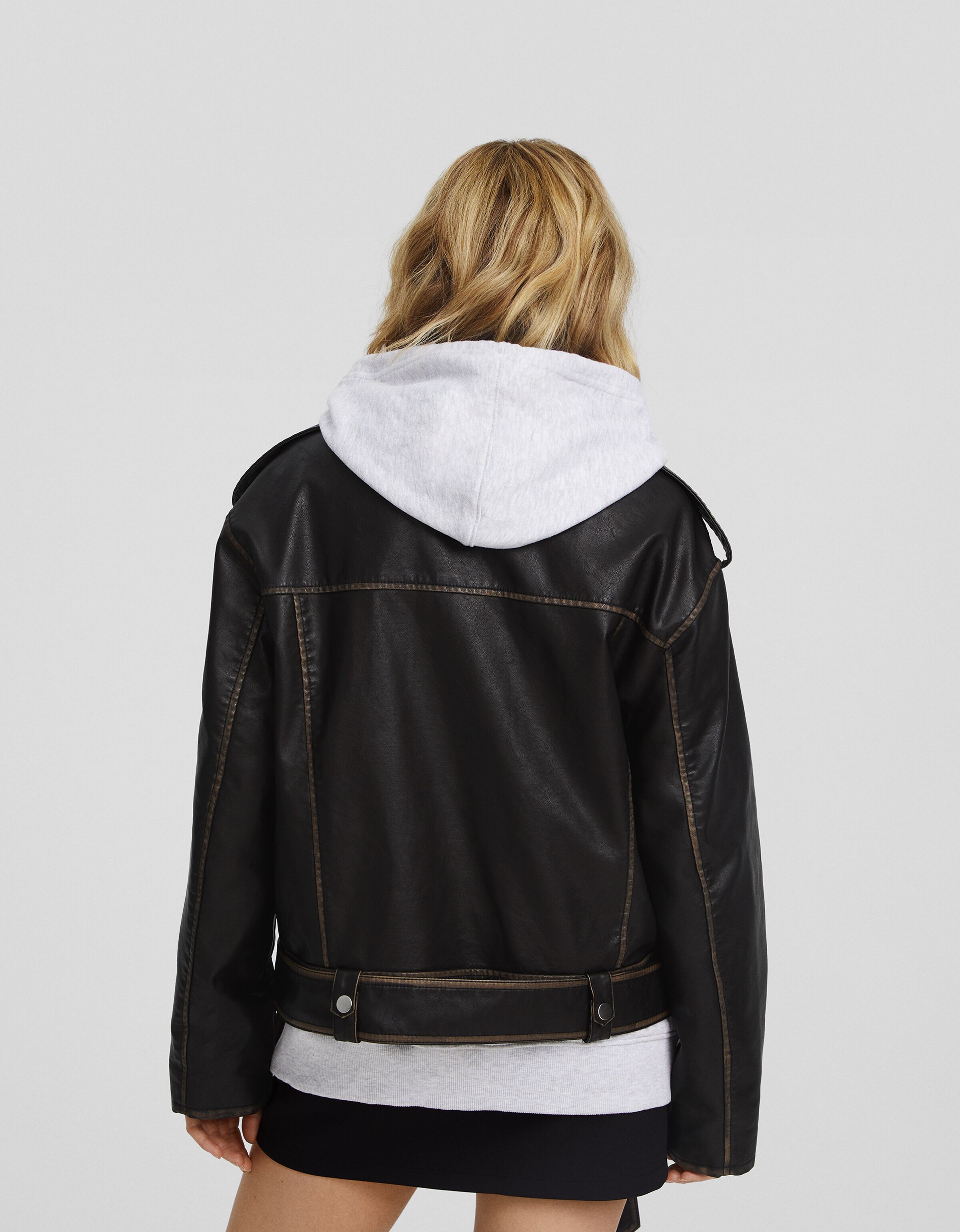 Chamarra de outlet piel bershka