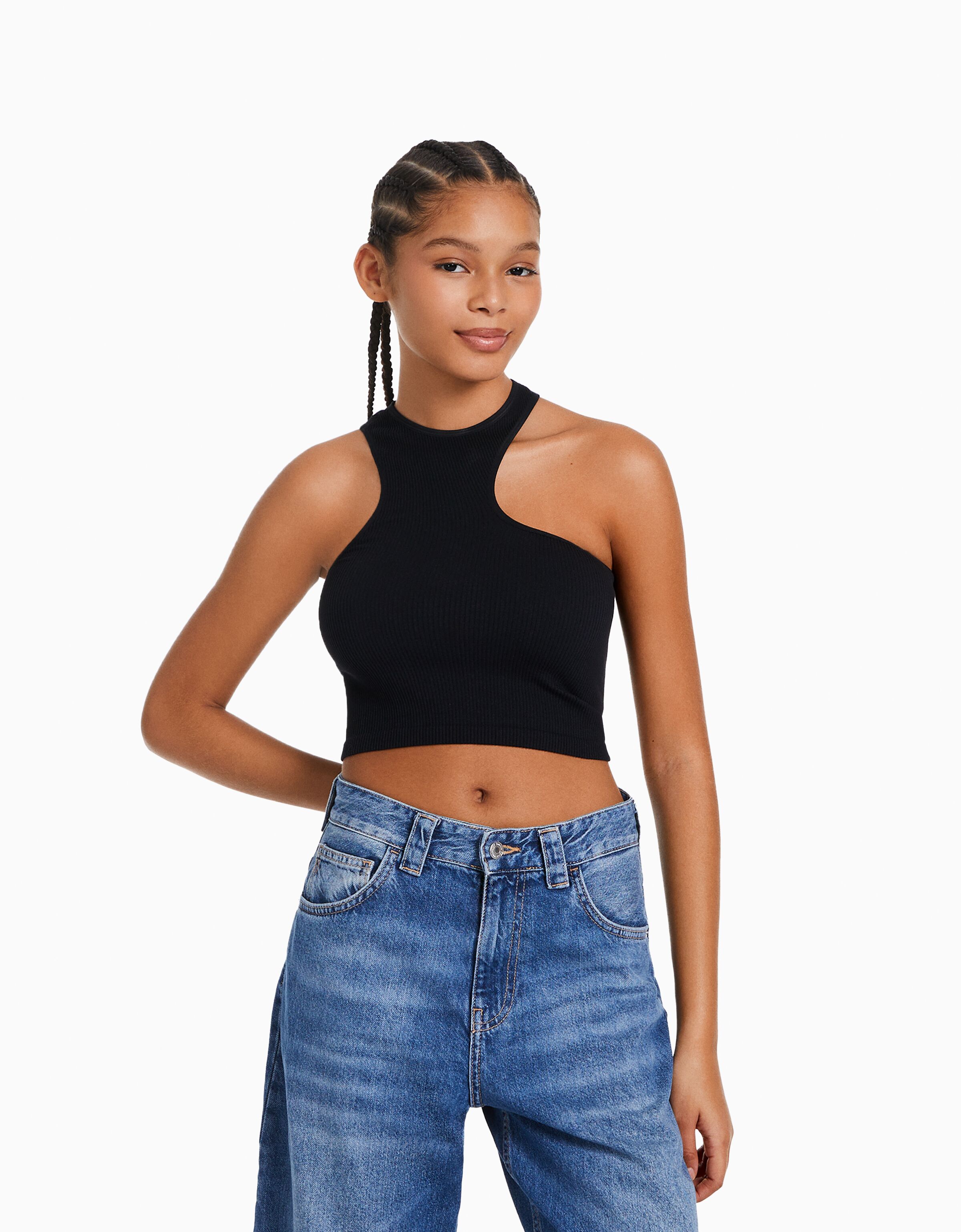Top sin mangas best sale bershka