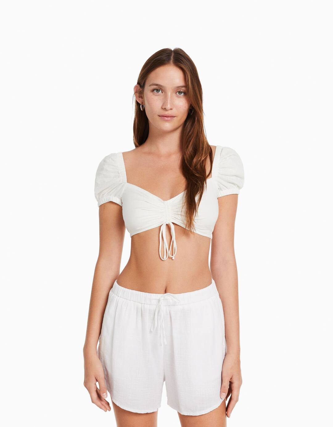 Short sleeve linen-blend crop top with gathered detail