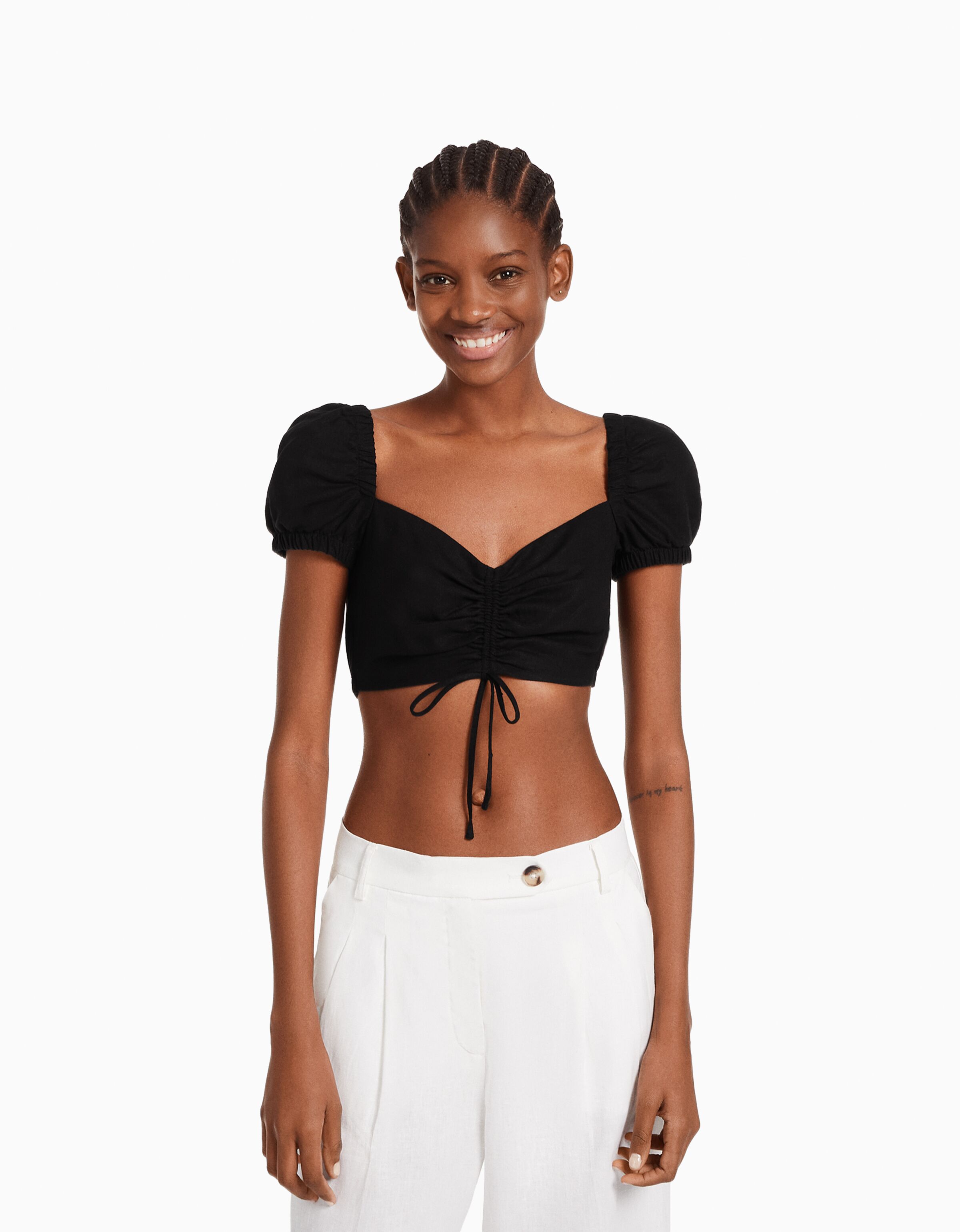 Crop top 2025 manga corta