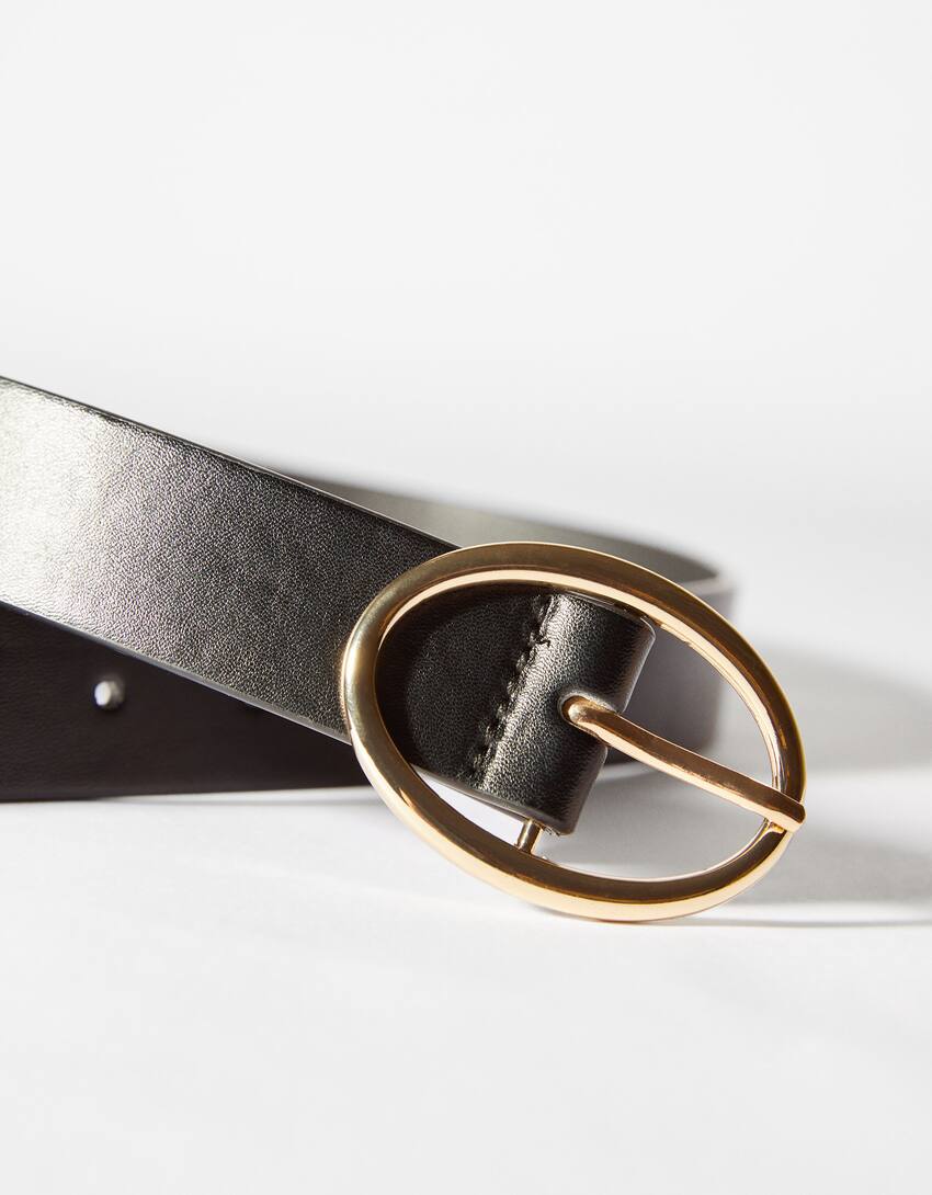 Plain faux leather belt - Women | Bershka