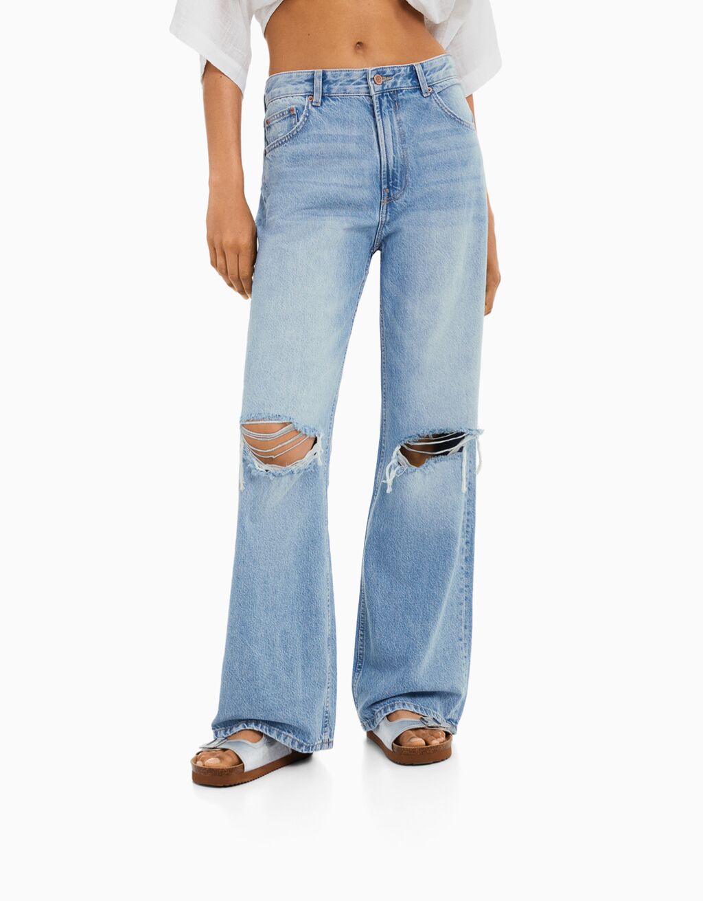 Ripped wide leg 90s jeans Women Bershka