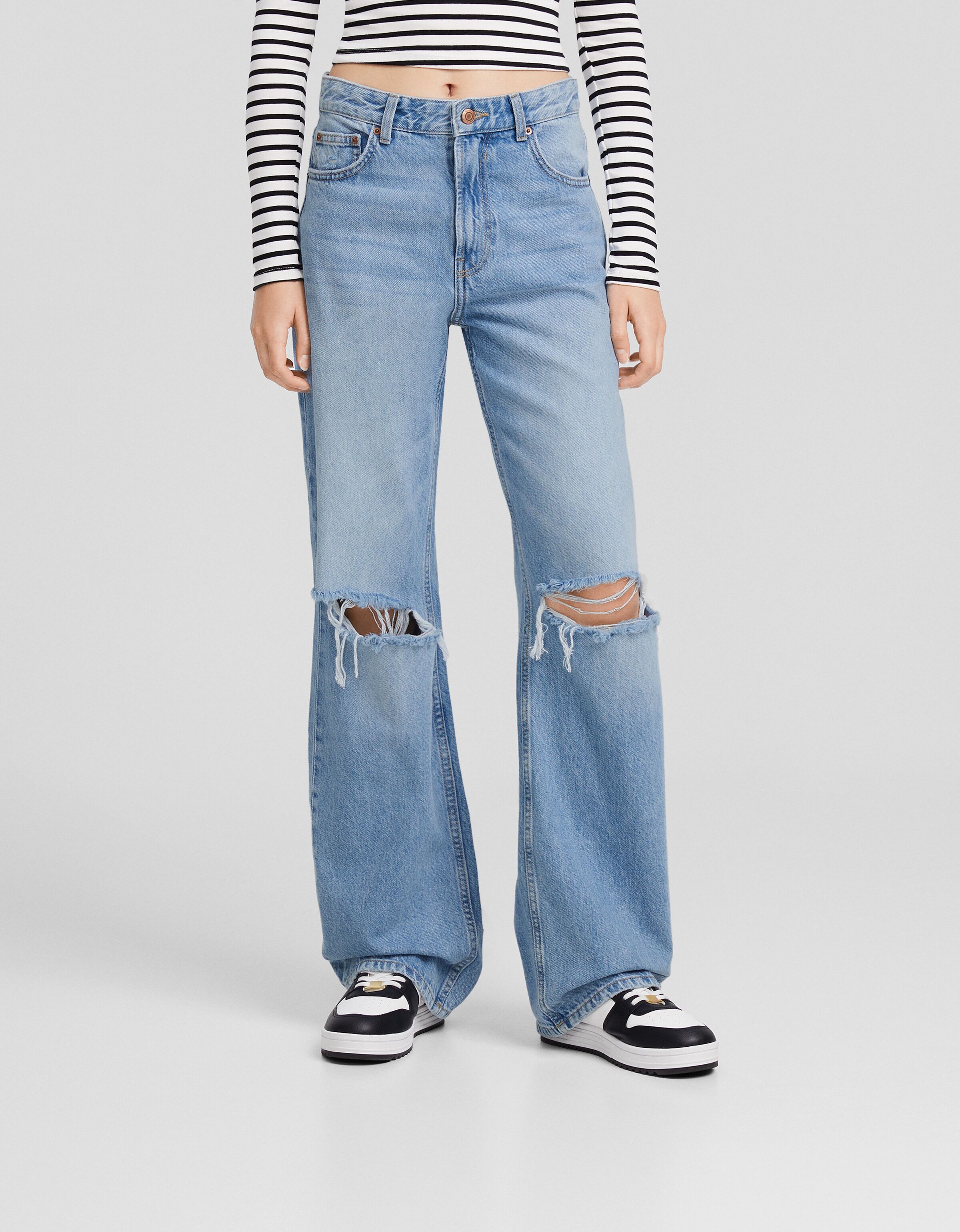Ripped wide leg 90s jeans Women Bershka