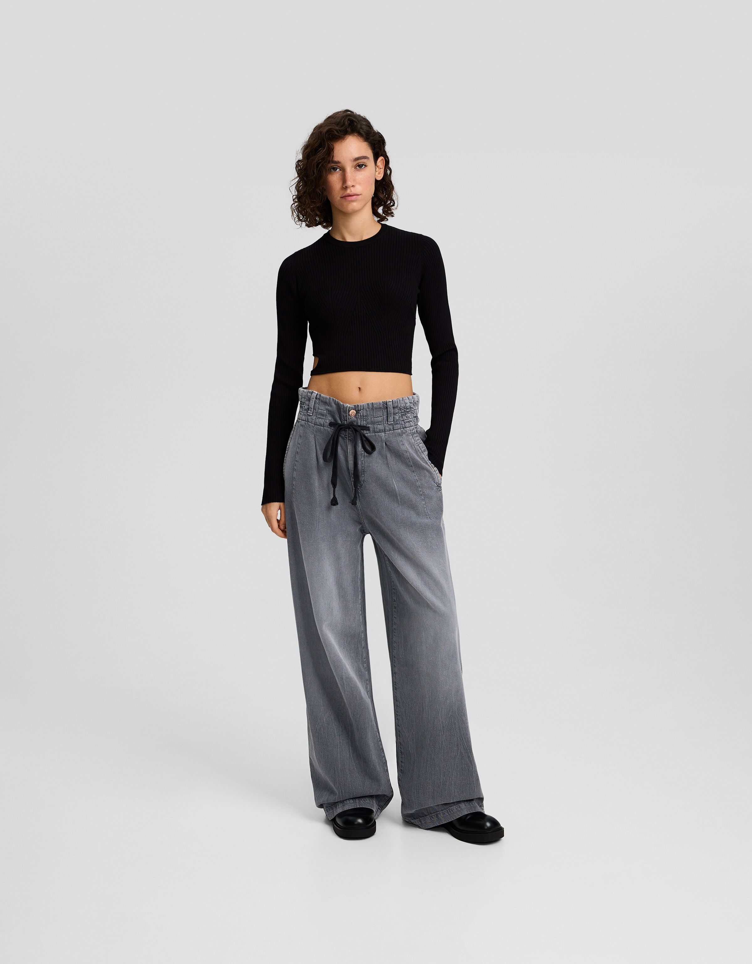 Pantaloni paper bag in twill Wide leg BSK Teen Bershka