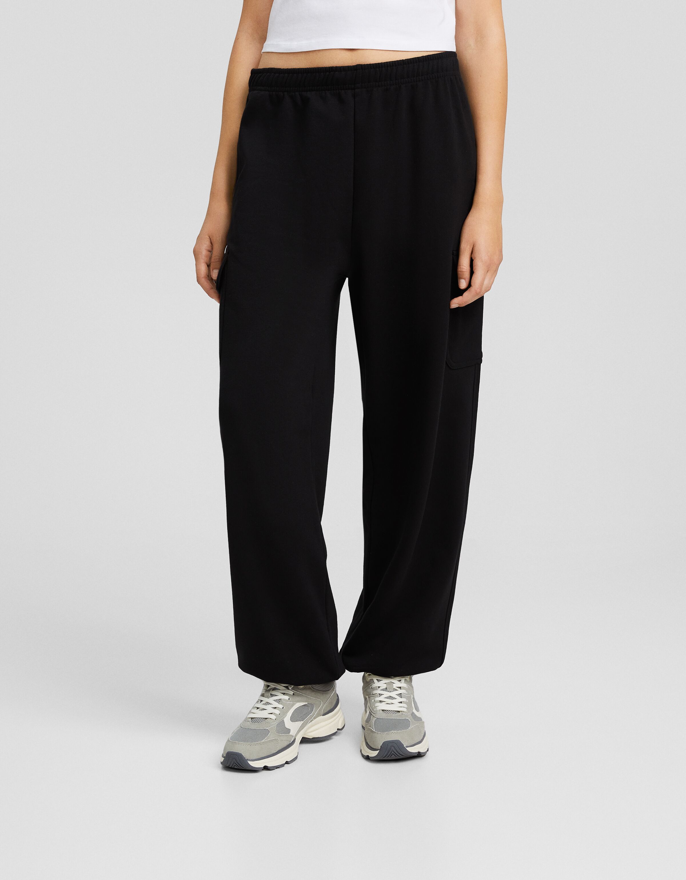 Pantal n jogger felpa cargo New Mujer Bershka
