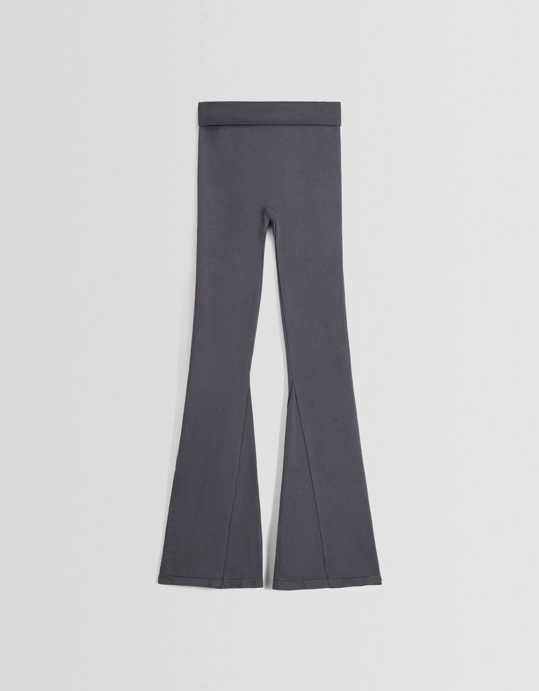 Seamless push up flared trousers