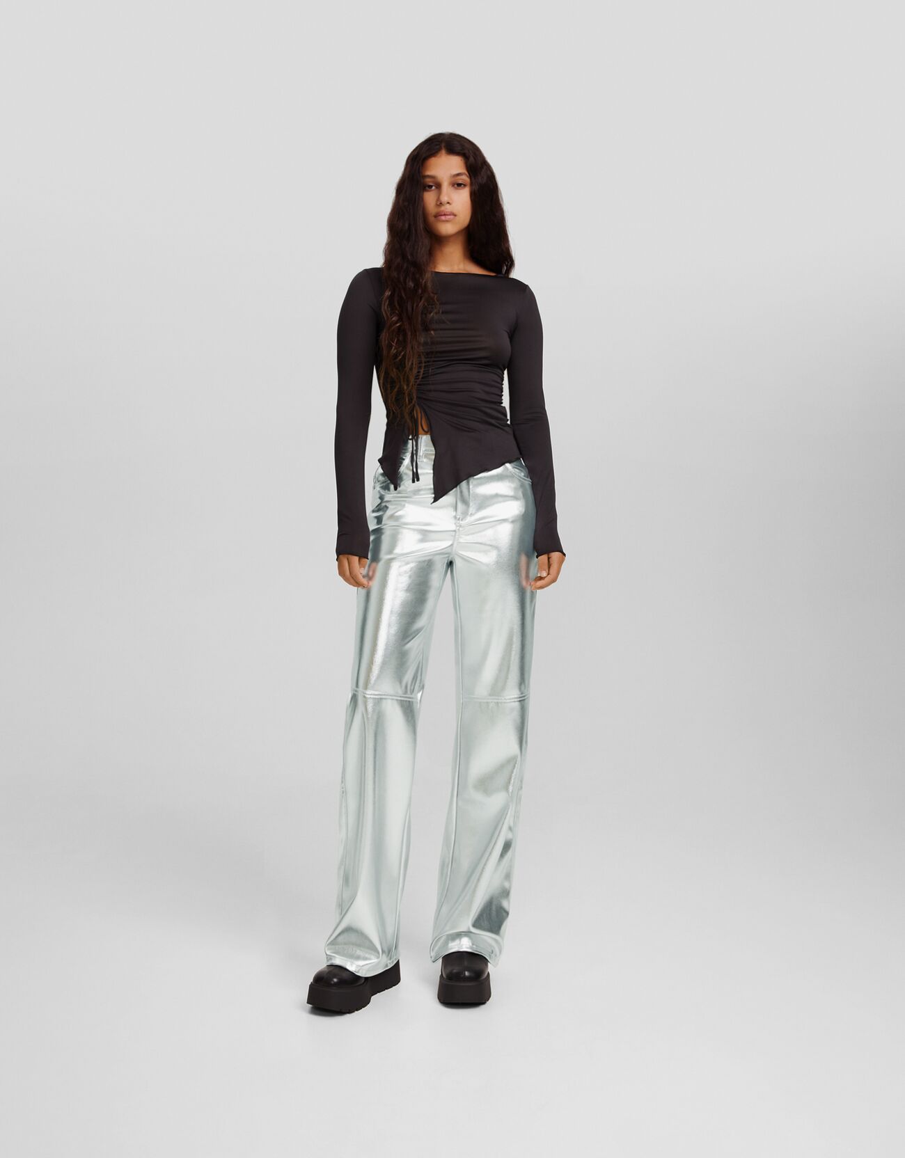 Pantalón bershka sales