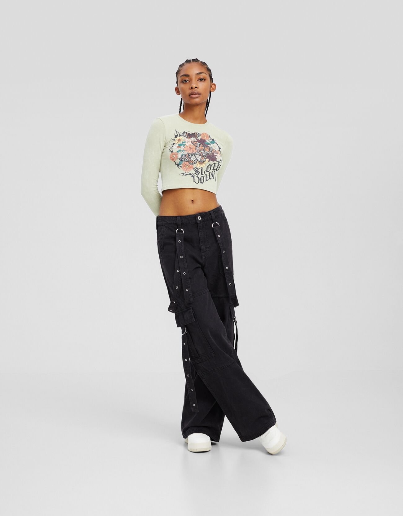 Cargo pants with new arrivals chain bershka