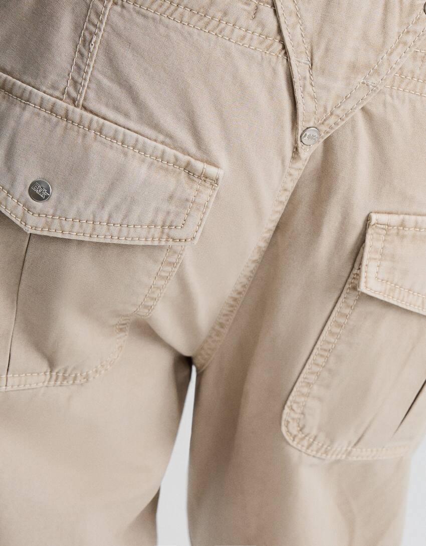 Straight fit cargo trousers-Sand-5