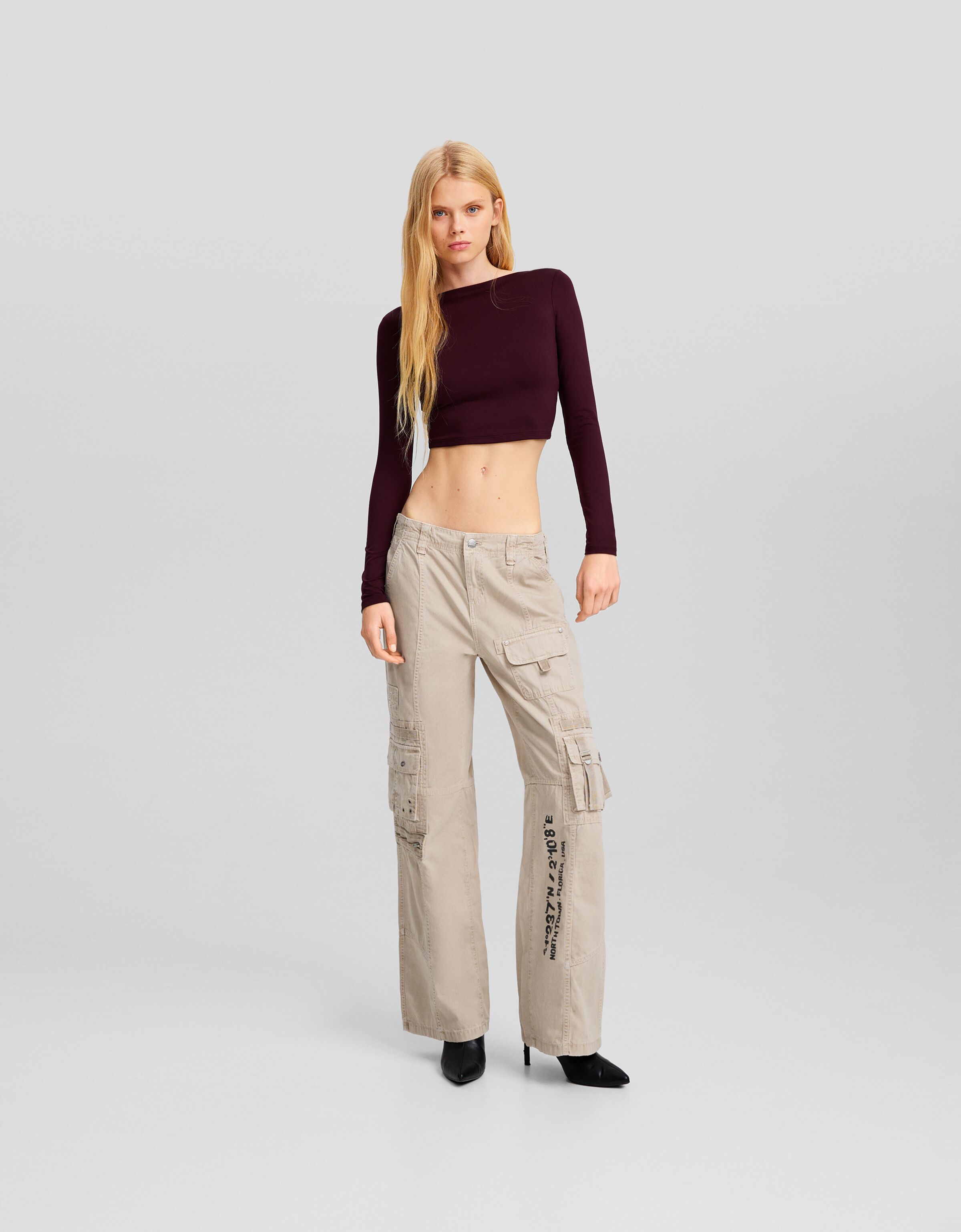 Straight fit cargo pants Women Bershka