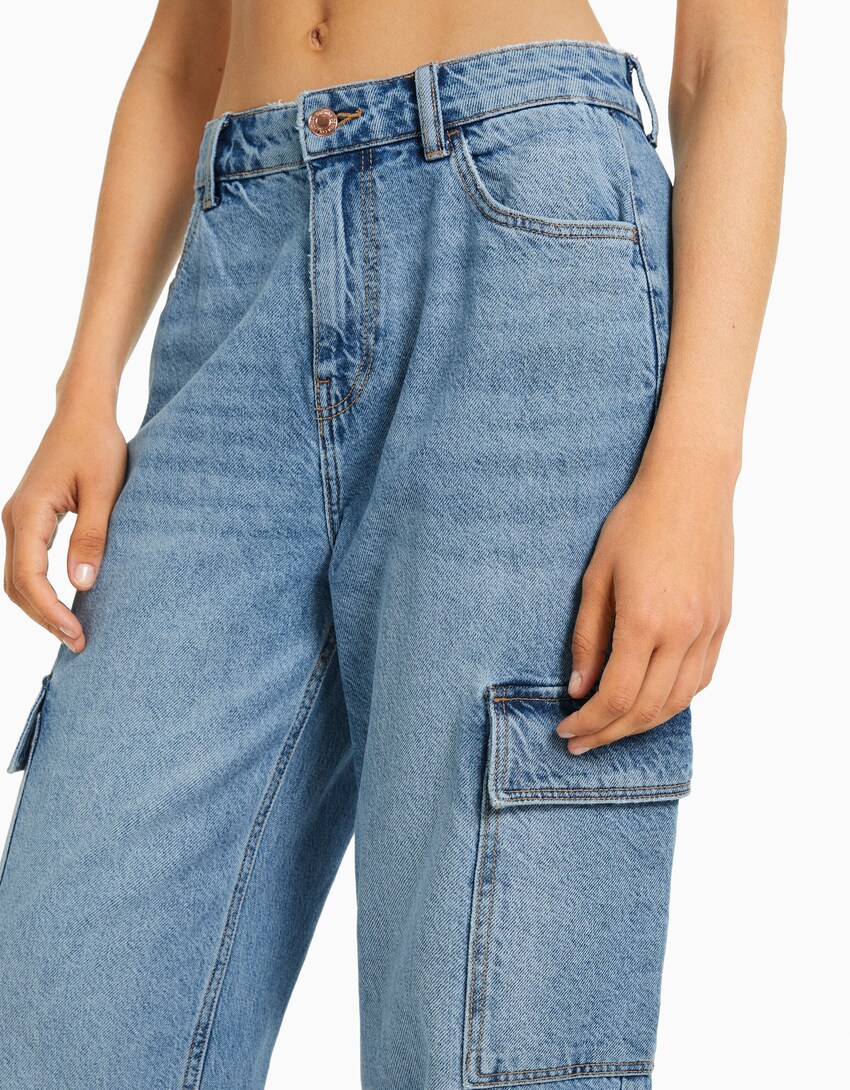 Jeans straight cargo - Mujer | Bershka