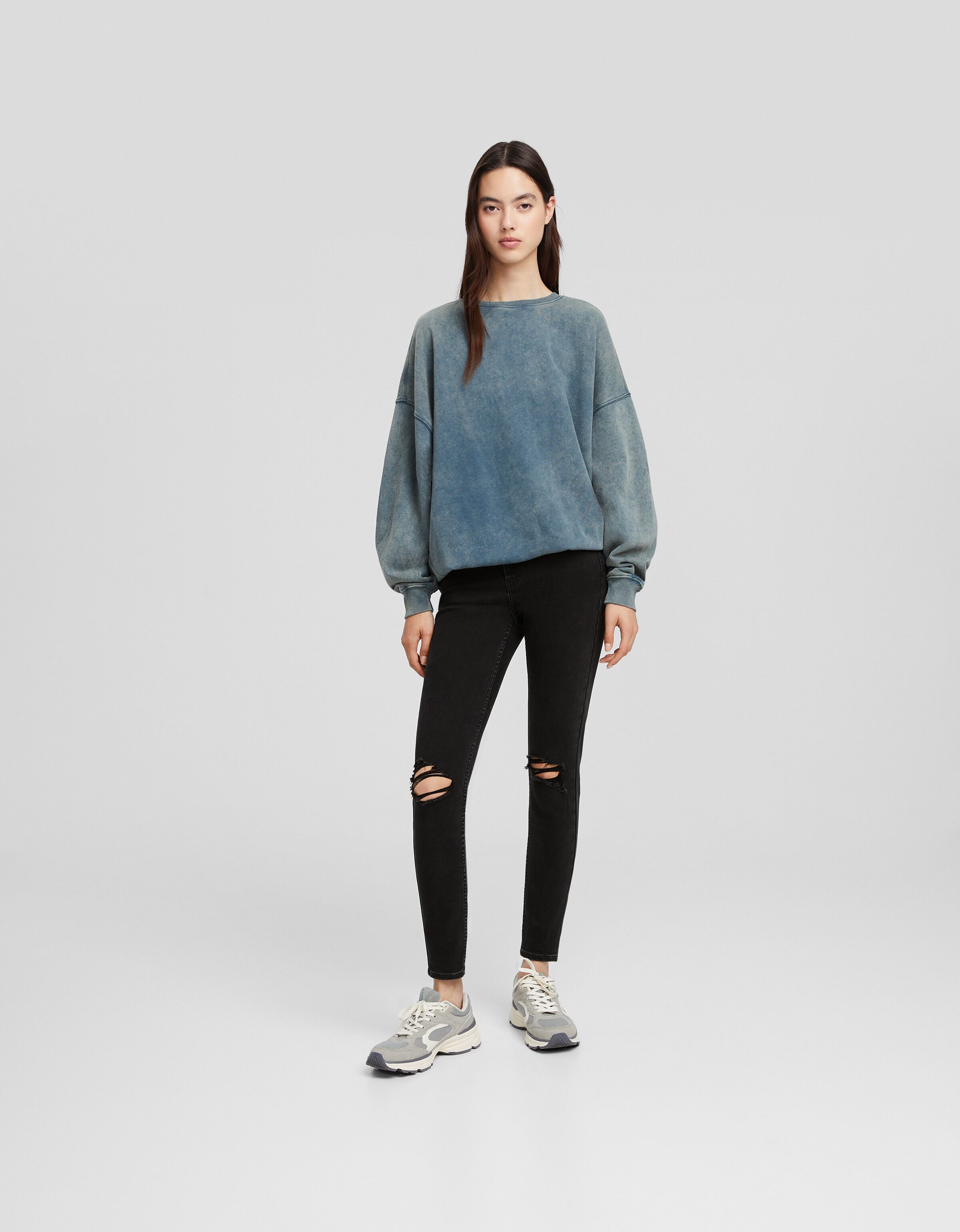 Bershka pantalones rotos online mujer