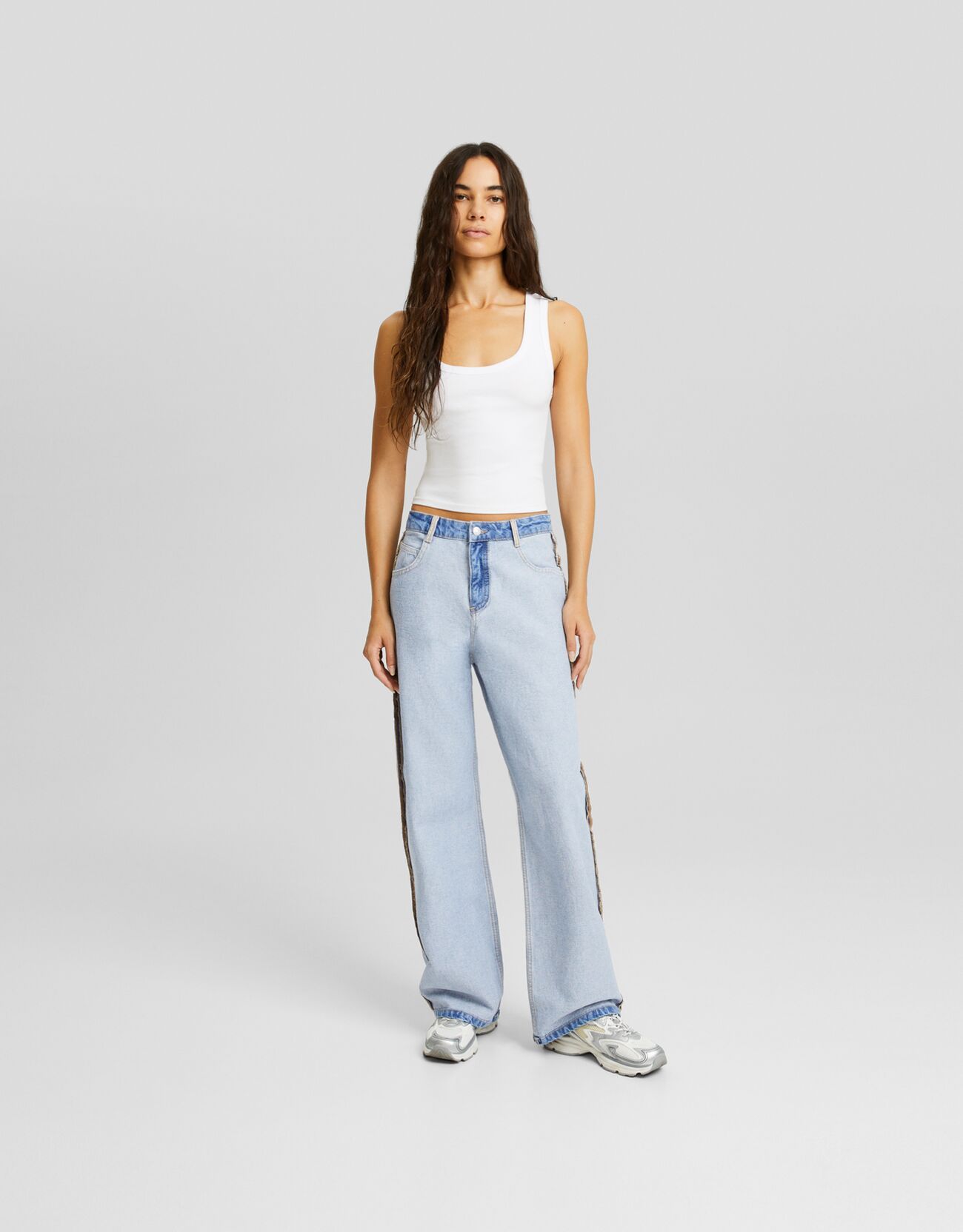 Reverse baggy jeans