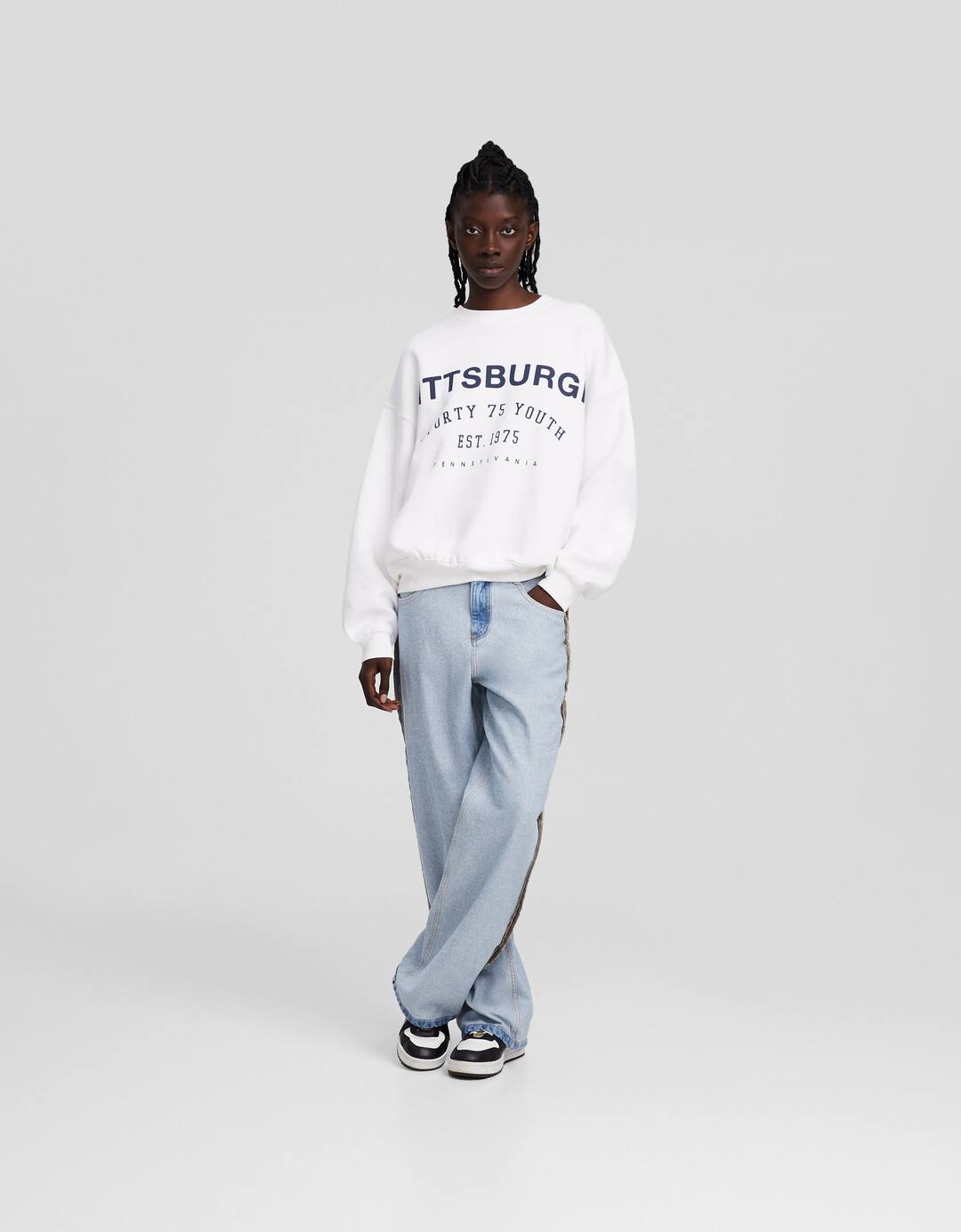 Reverse baggy jeans