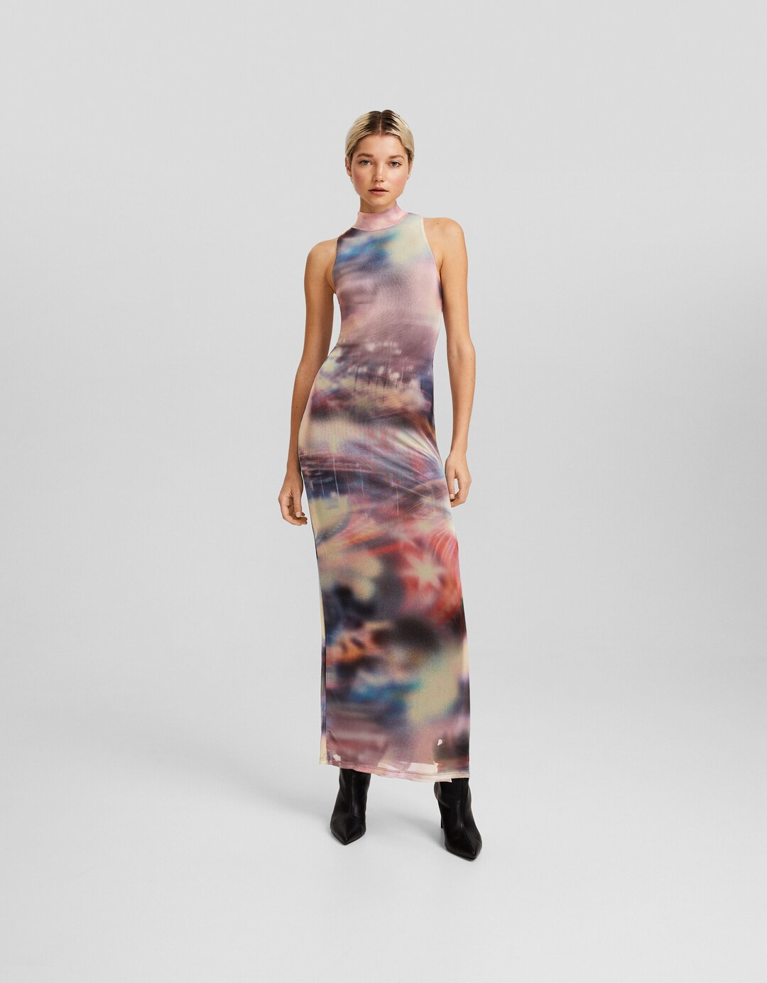 Vestit llarg sense mànigues tul estampat