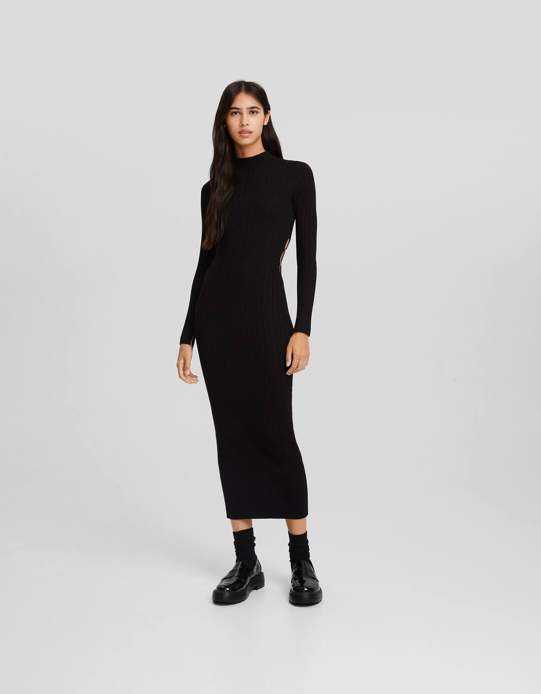 Side cut-out midi knit dress