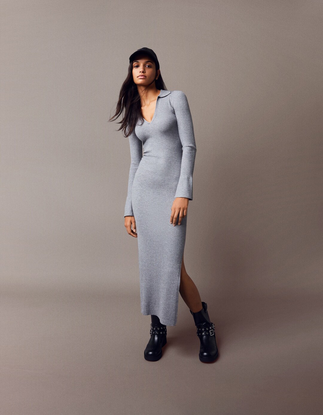 Midi dress with long sleeves and polo collar
