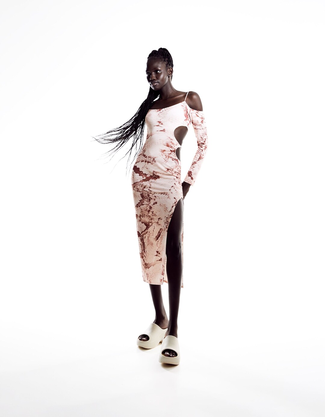 Vestit llarg asimètric estampat cut out