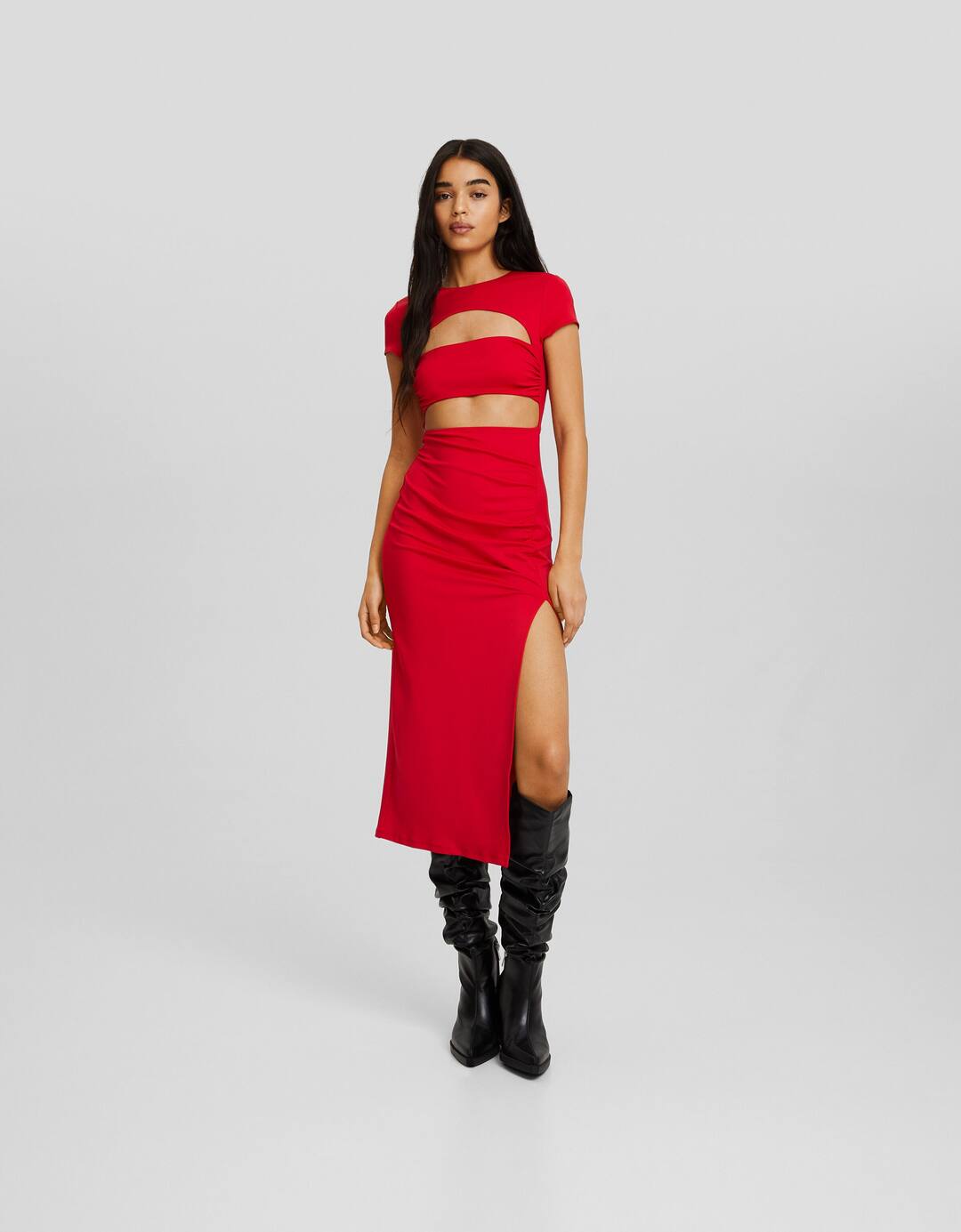 Short sleeve fitted cut-out midi dress with side gathering