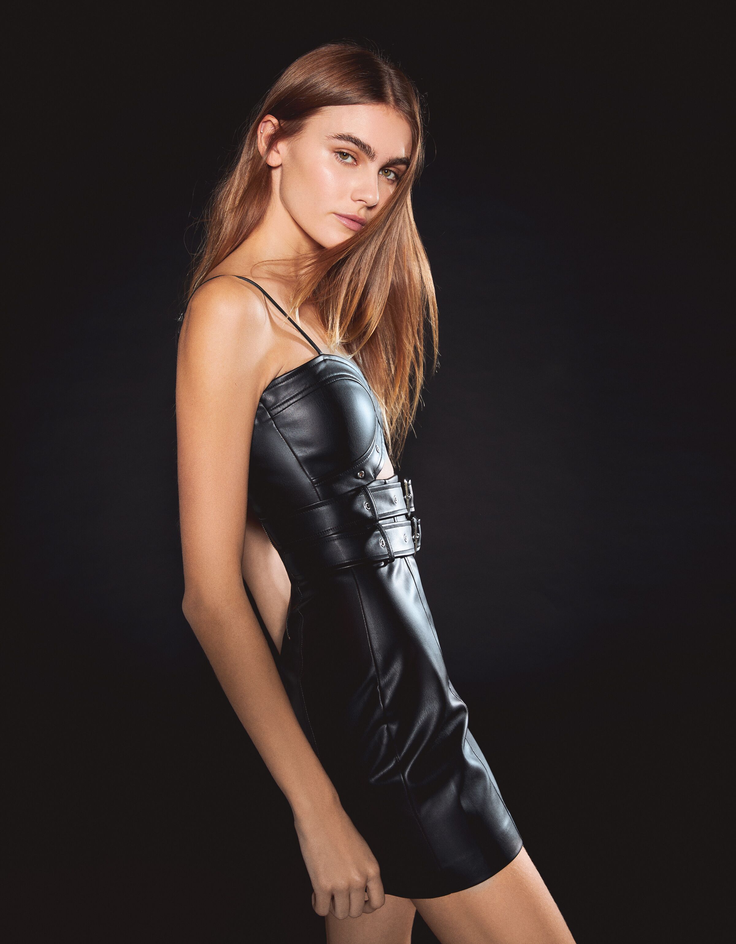 Vestido efecto top piel bershka