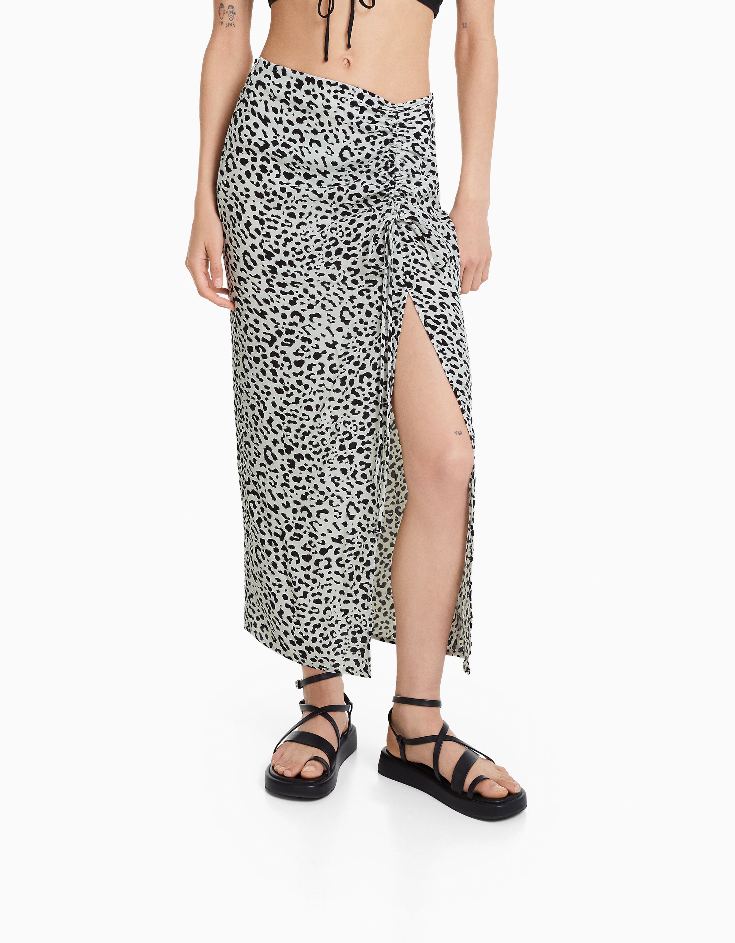 Jupe 2025 leopard bershka