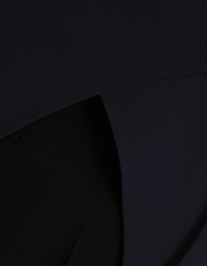 تنورة رسمية قصيرة بحمالات وحزام-أسود-5
